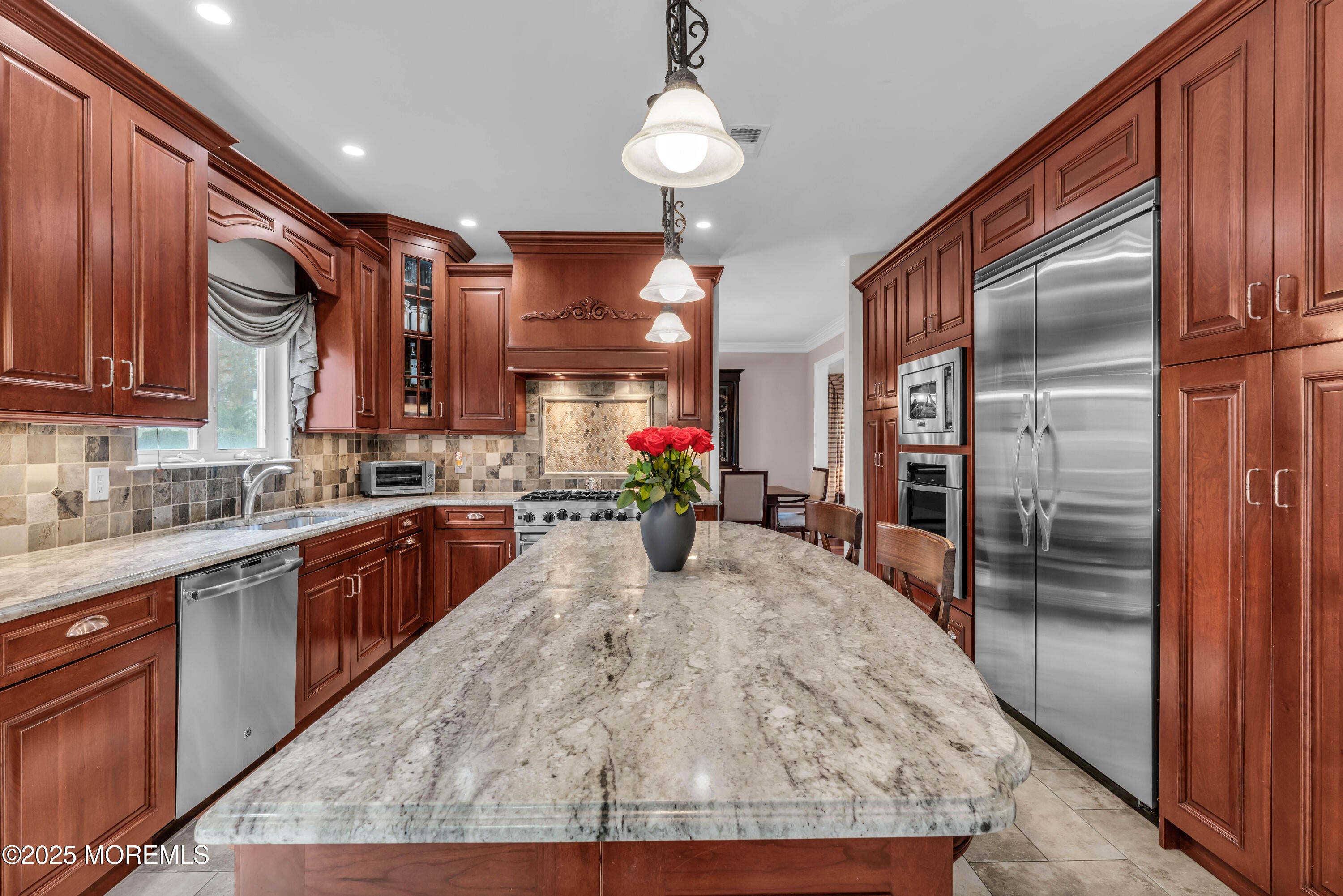 Old Bridge, New Jersey, 08857, United States, 5 Bedrooms Bedrooms, ,4 BathroomsBathrooms,Residential,Pending,1992258