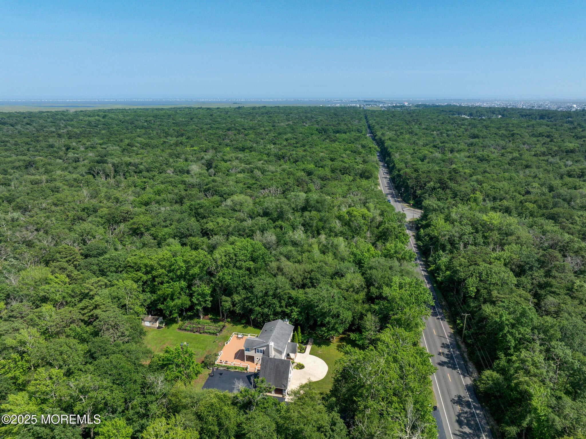 Manahawkin, New Jersey, 08050, United States, 4 Bedrooms Bedrooms, ,4 BathroomsBathrooms,Residential,Active,1879978