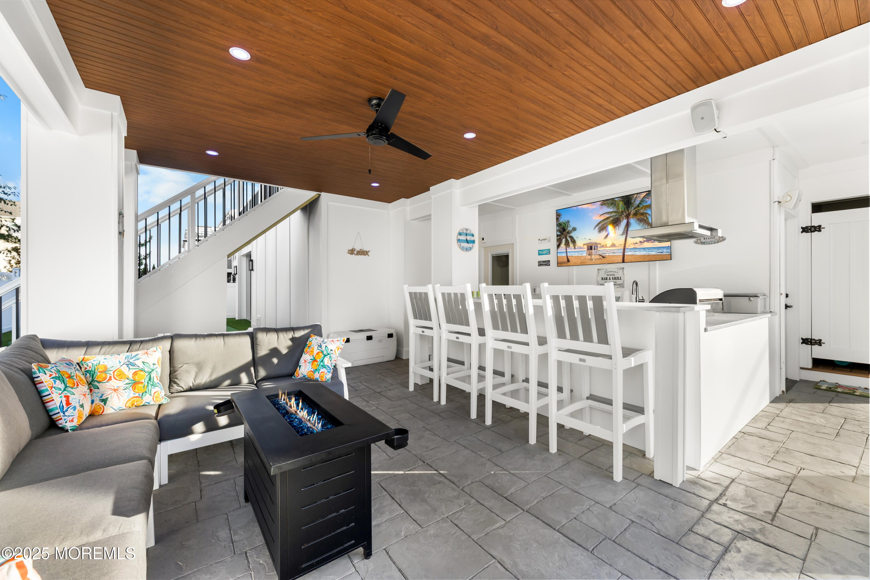 Beach Haven, New Jersey, 08008, United States, 6 Bedrooms Bedrooms, ,6 BathroomsBathrooms,Residential,Active,1969766