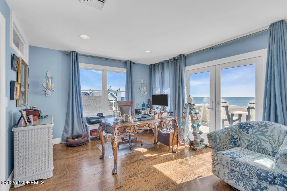 Waretown, New Jersey, 08758, United States, 4 Bedrooms Bedrooms, ,5 BathroomsBathrooms,Residential,Active,1926919