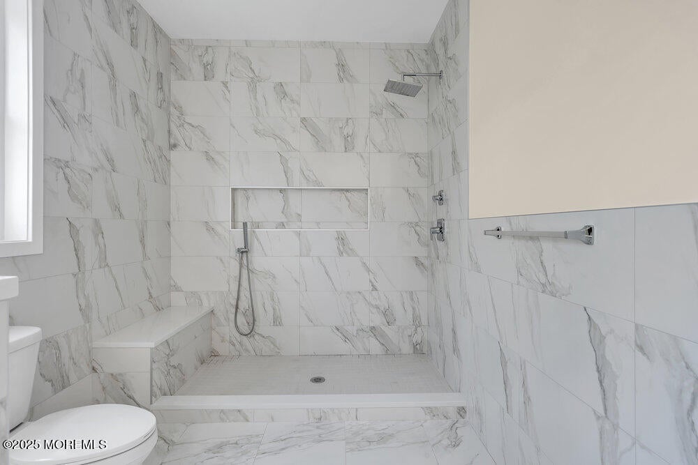 Jackson, New Jersey, 08527, United States, 6 Bedrooms Bedrooms, ,4 BathroomsBathrooms,Residential,Active,1973337