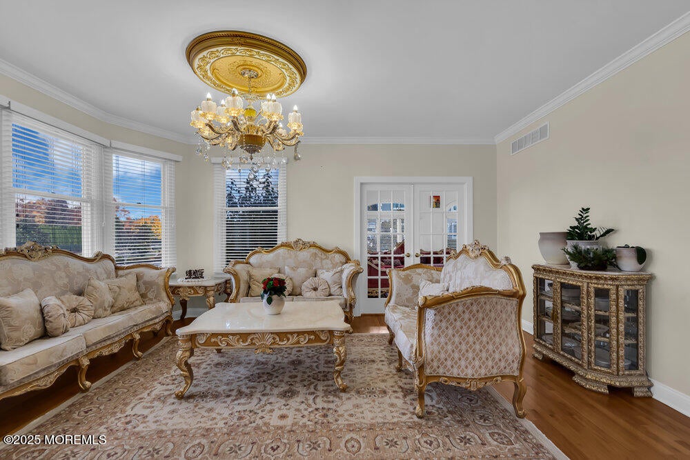 Toms River, New Jersey, 08753, United States, 5 Bedrooms Bedrooms, ,4 BathroomsBathrooms,Residential,Active,1989768