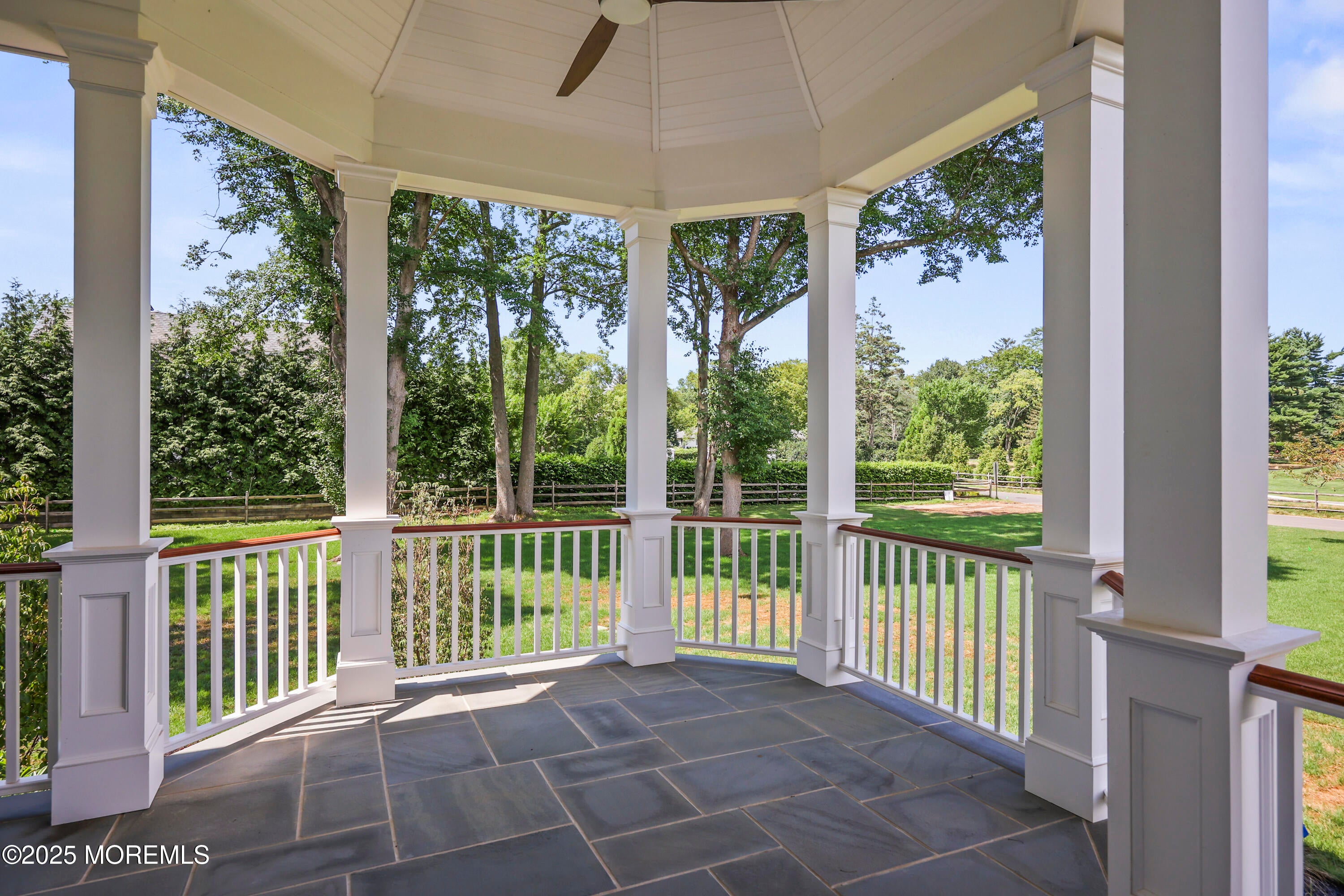 Rumson, New Jersey, 07760, United States, 6 Bedrooms Bedrooms, ,7 BathroomsBathrooms,Residential,Active,1904739