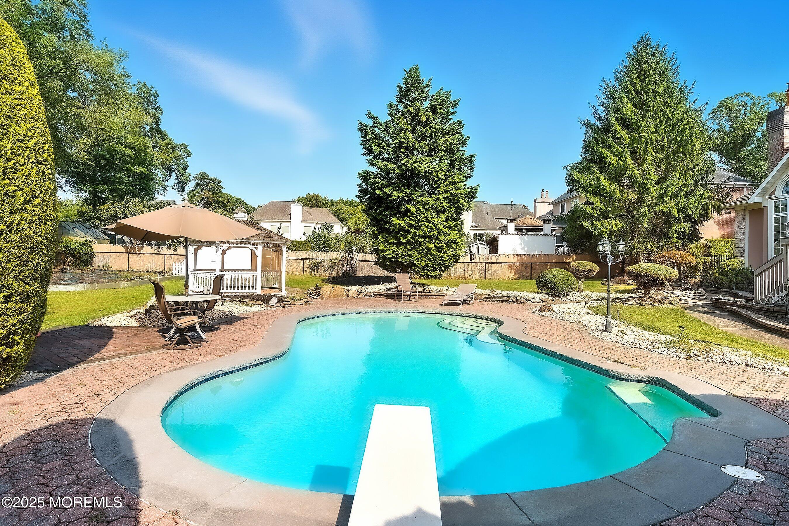 Manalapan, New Jersey, 07726, United States, 5 Bedrooms Bedrooms, ,3 BathroomsBathrooms,Residential,Active,1952450