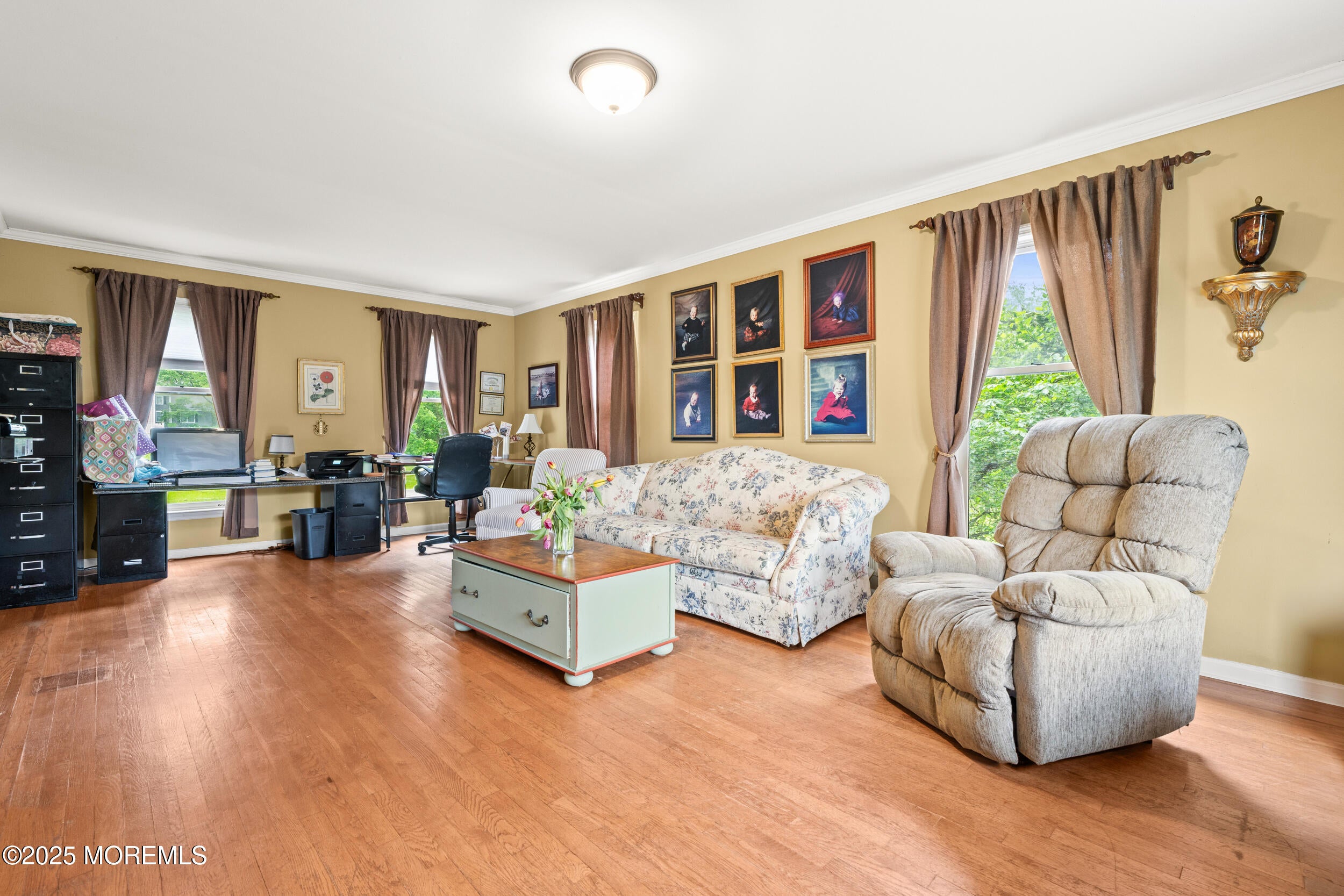 Allenwood, New Jersey, 08720, United States, 5 Bedrooms Bedrooms, ,3 BathroomsBathrooms,Residential,Active,1849537