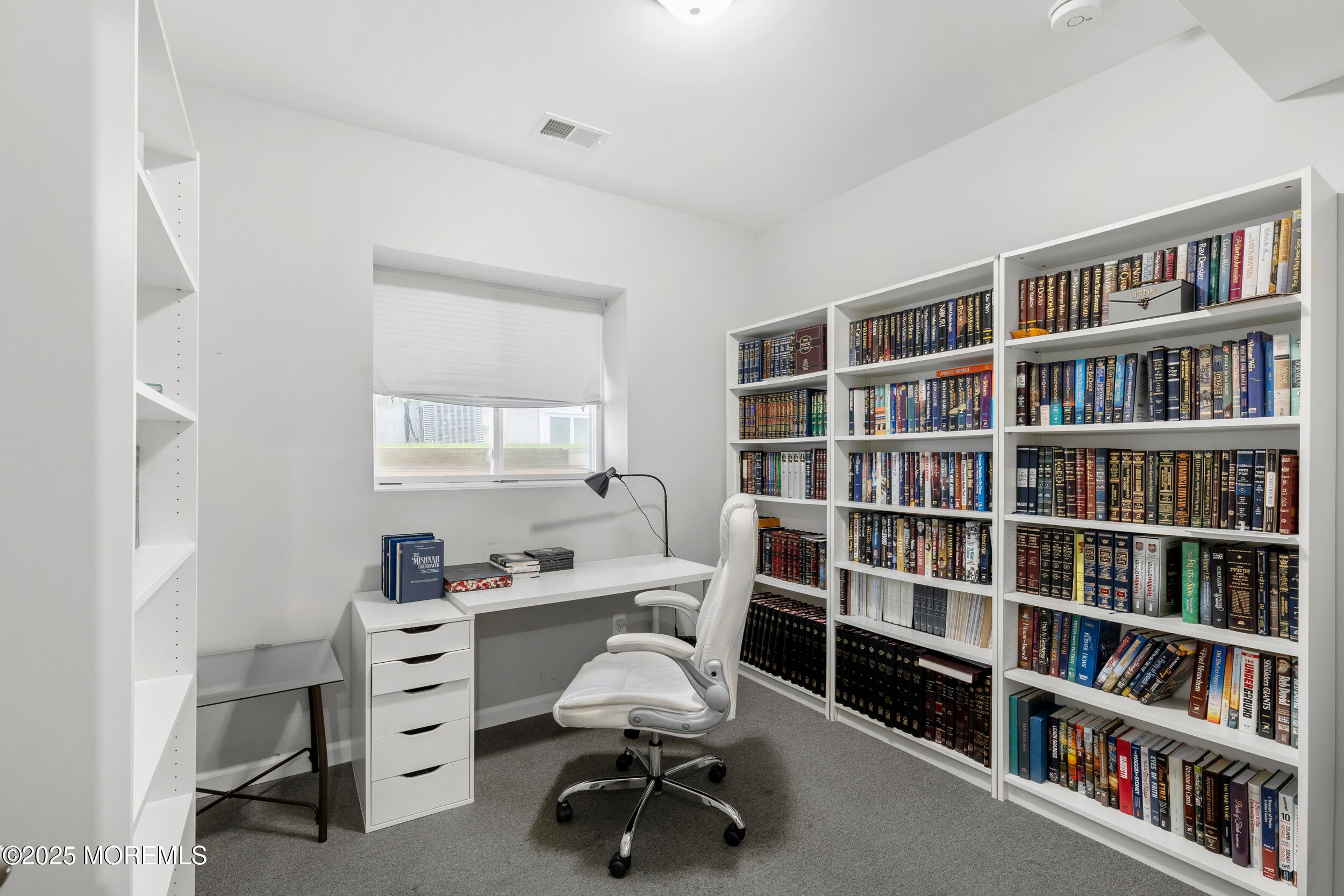 Lakewood, New Jersey, 08701, United States, 10 Bedrooms Bedrooms, ,6 BathroomsBathrooms,Residential,Pending,1973270