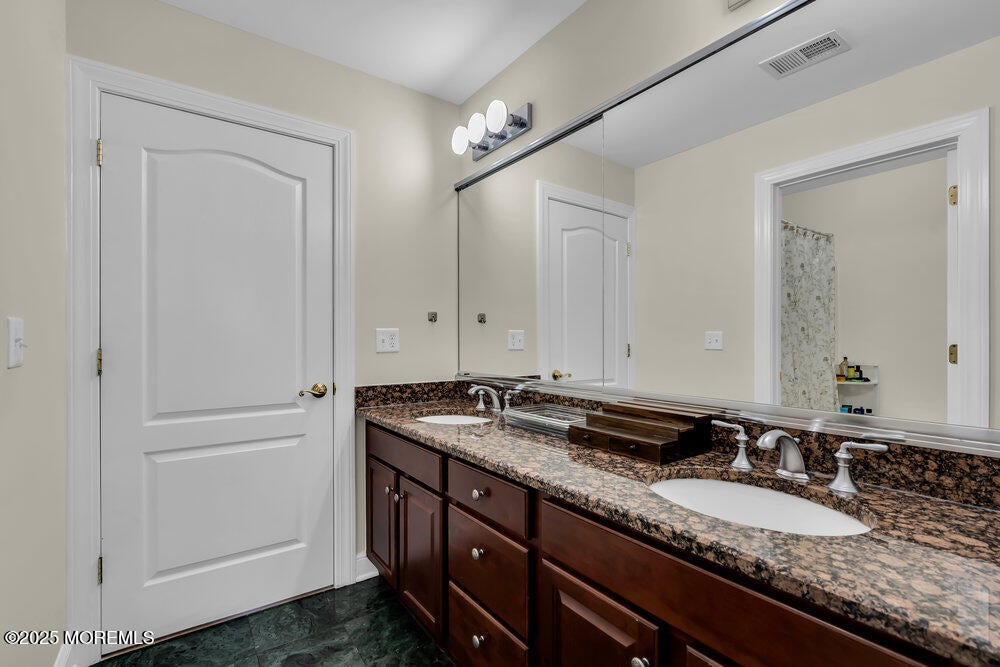 Toms River, New Jersey, 08753, United States, 5 Bedrooms Bedrooms, ,4 BathroomsBathrooms,Residential,Active,1989768