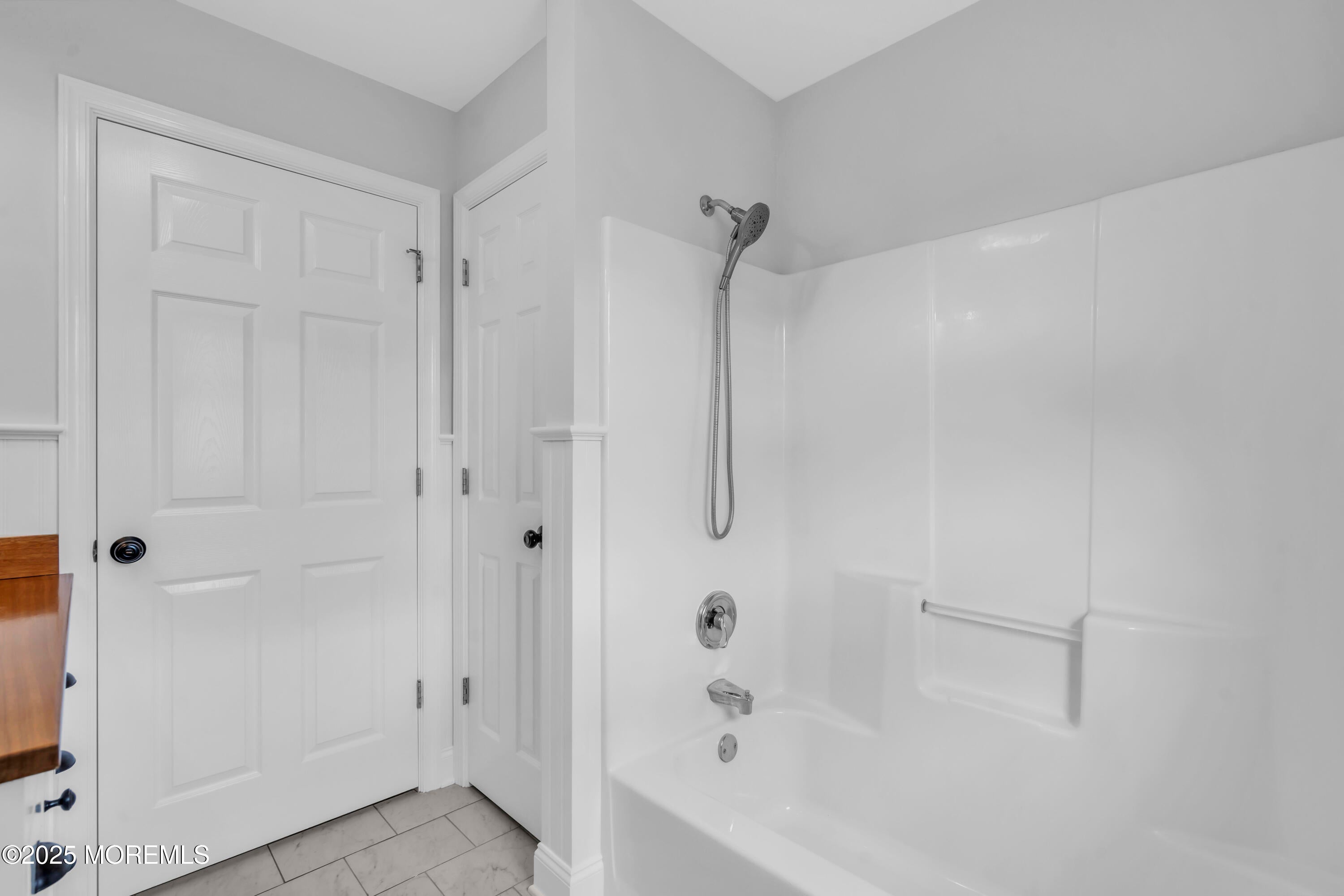 Point Pleasant Beach, New Jersey, 08742, United States, 3 Bedrooms Bedrooms, ,2 BathroomsBathrooms,Residential,Active,1969640