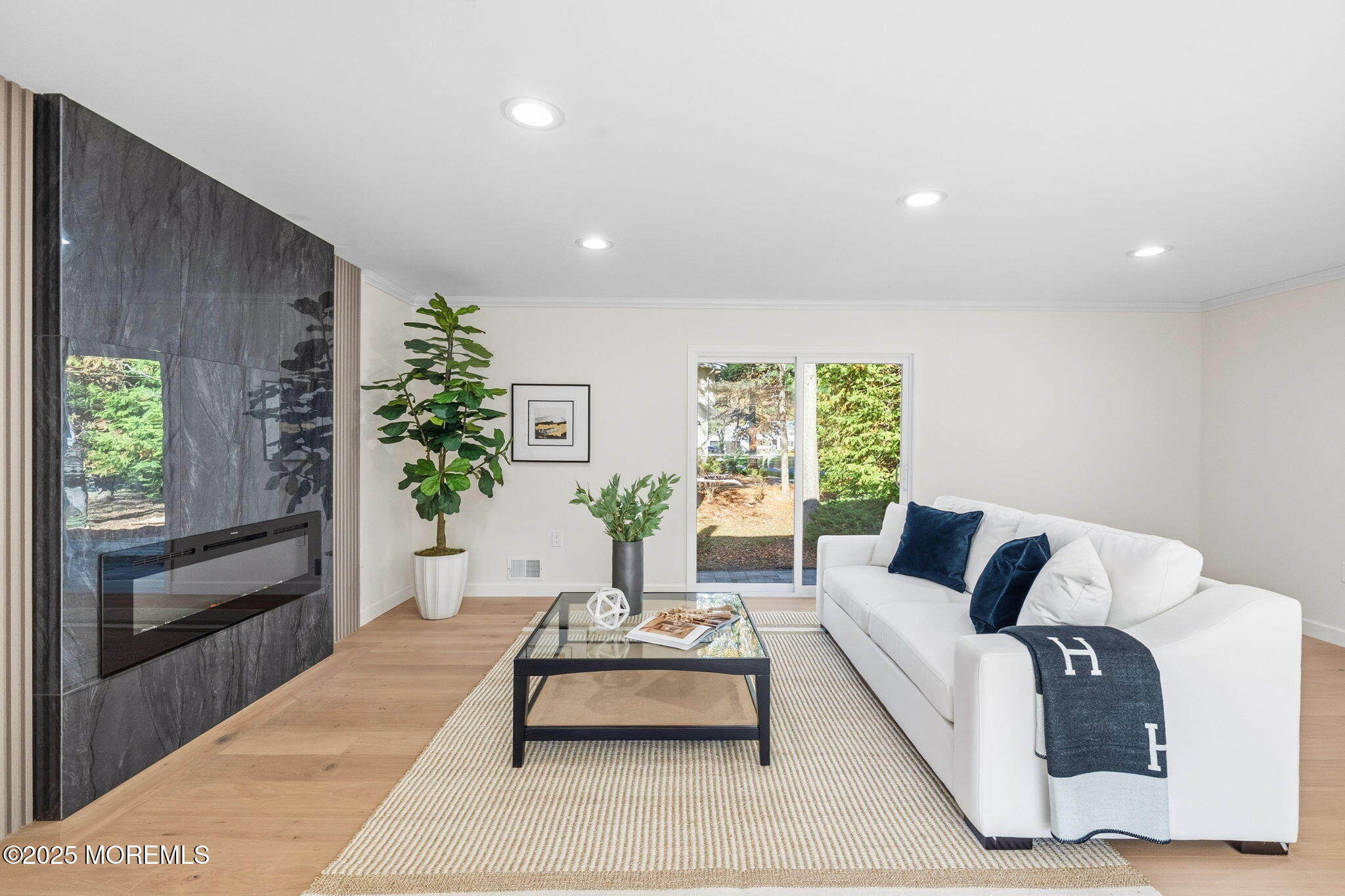 Manalapan, New Jersey, 07726, United States, 5 Bedrooms Bedrooms, ,4 BathroomsBathrooms,Residential,Active,1969663