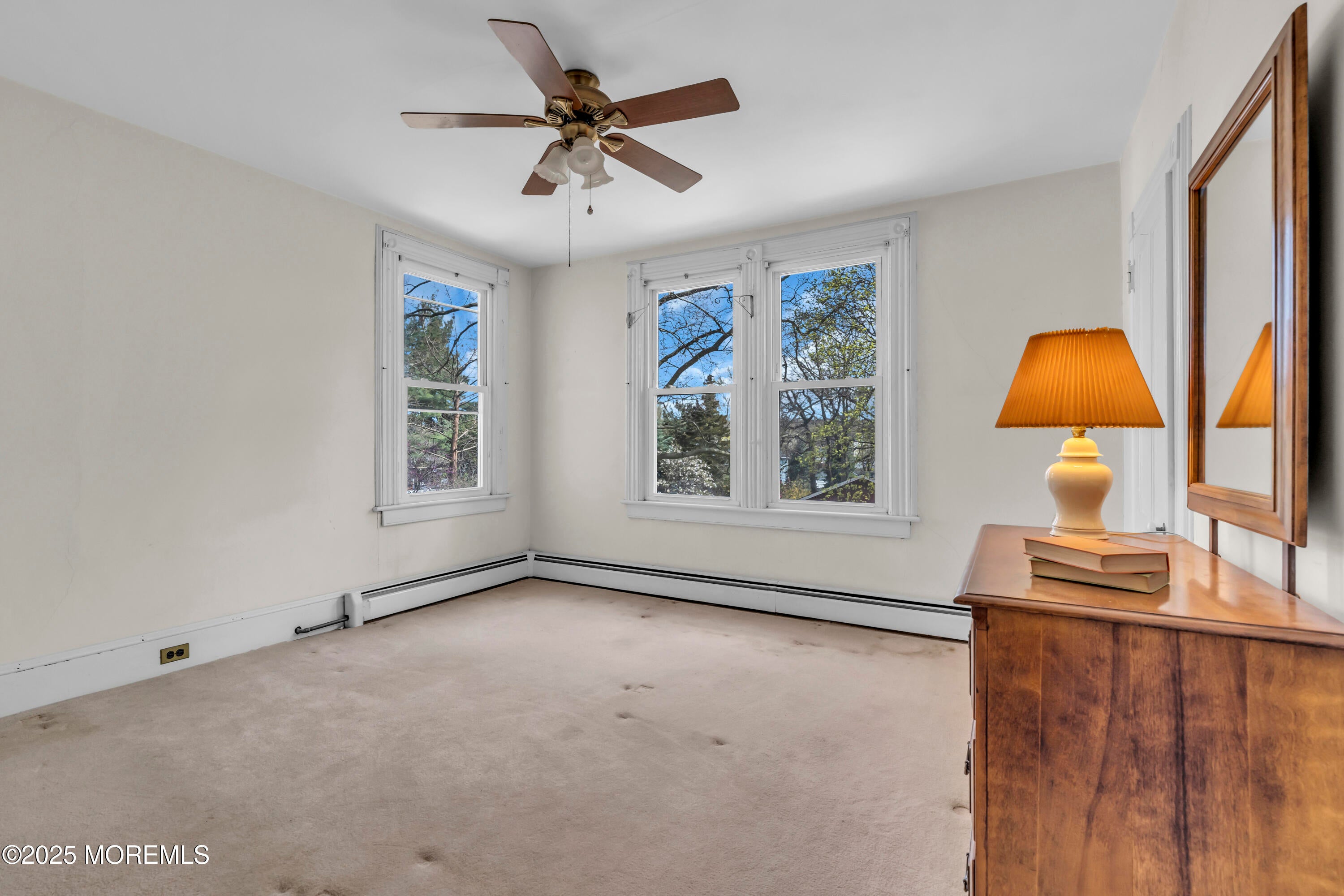 Hazlet, New Jersey, 07730, United States, 4 Bedrooms Bedrooms, ,2 BathroomsBathrooms,Residential,Active,1973535