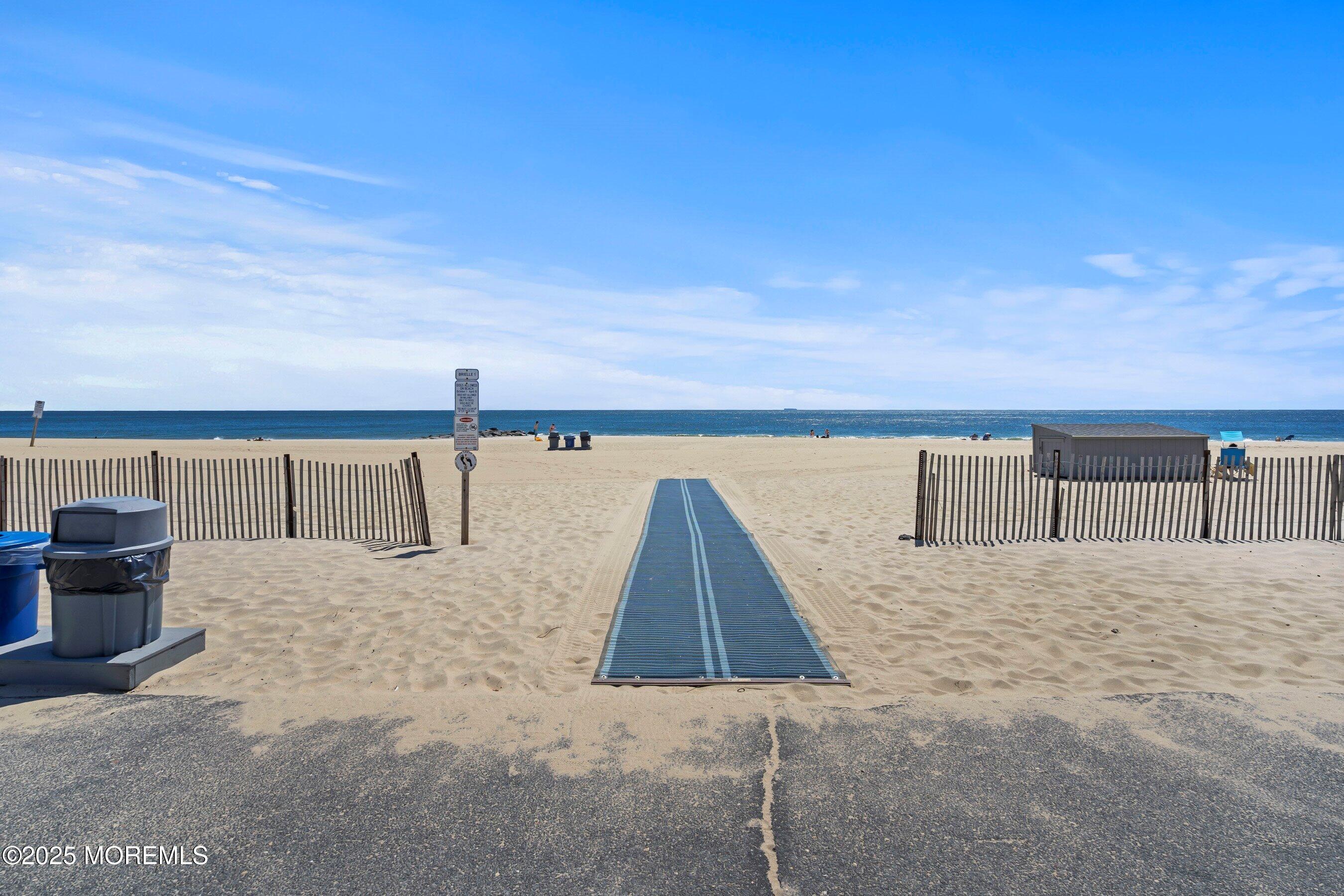 Manasquan, New Jersey, 08736, United States, 6 Bedrooms Bedrooms, ,5 BathroomsBathrooms,Residential,Active,1936615