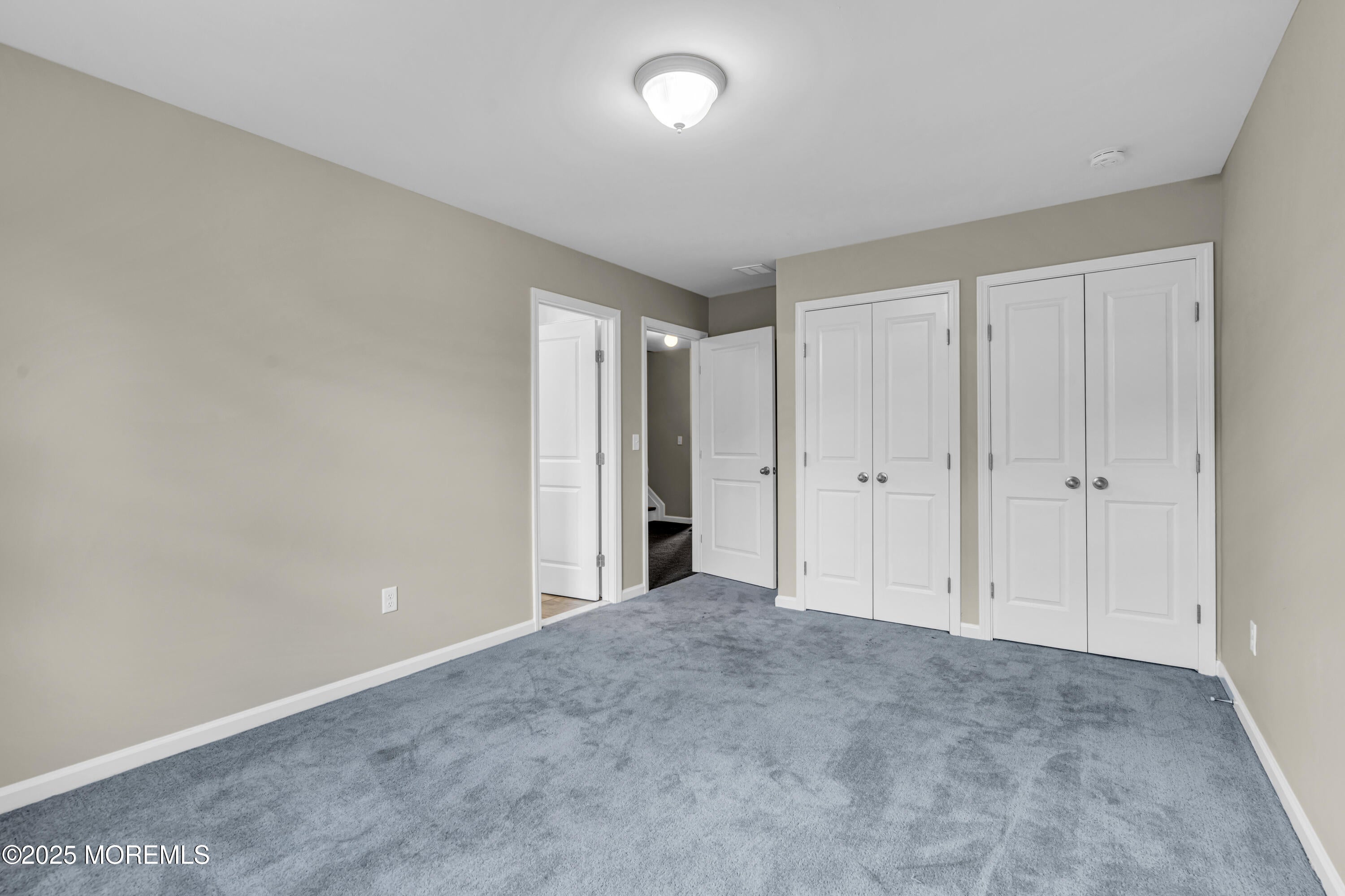 Lakewood, New Jersey, 08701, United States, 5 Bedrooms Bedrooms, ,4 BathroomsBathrooms,Residential,Active,1941365