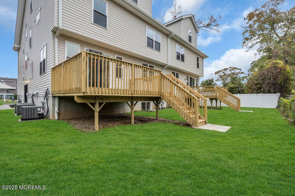 Lakewood, New Jersey, 08701, United States, 5 Bedrooms Bedrooms, ,4 BathroomsBathrooms,Residential,Active,1973338