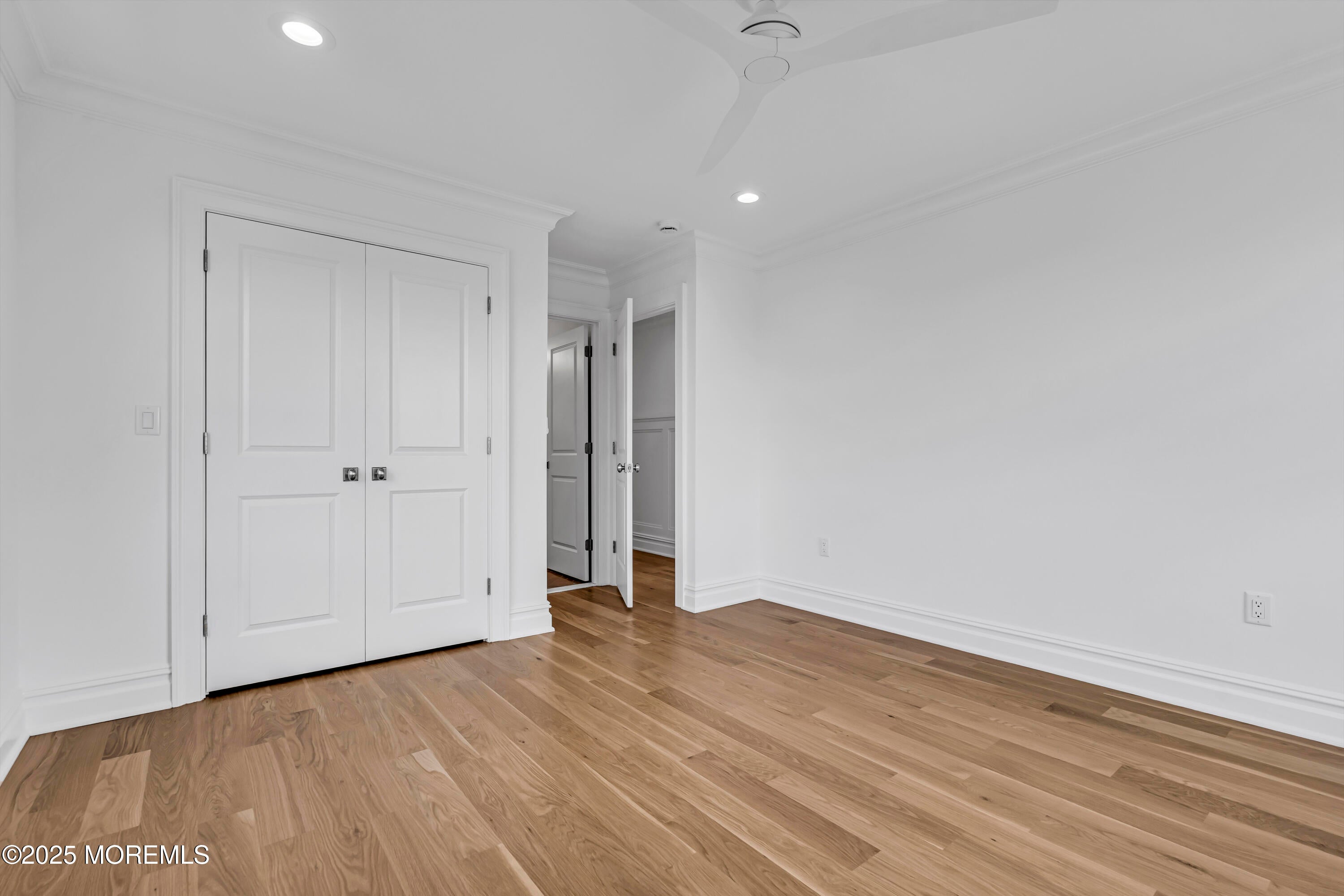 Mantoloking, New Jersey, 08738, United States, 6 Bedrooms Bedrooms, ,6 BathroomsBathrooms,Residential,Active,1904143