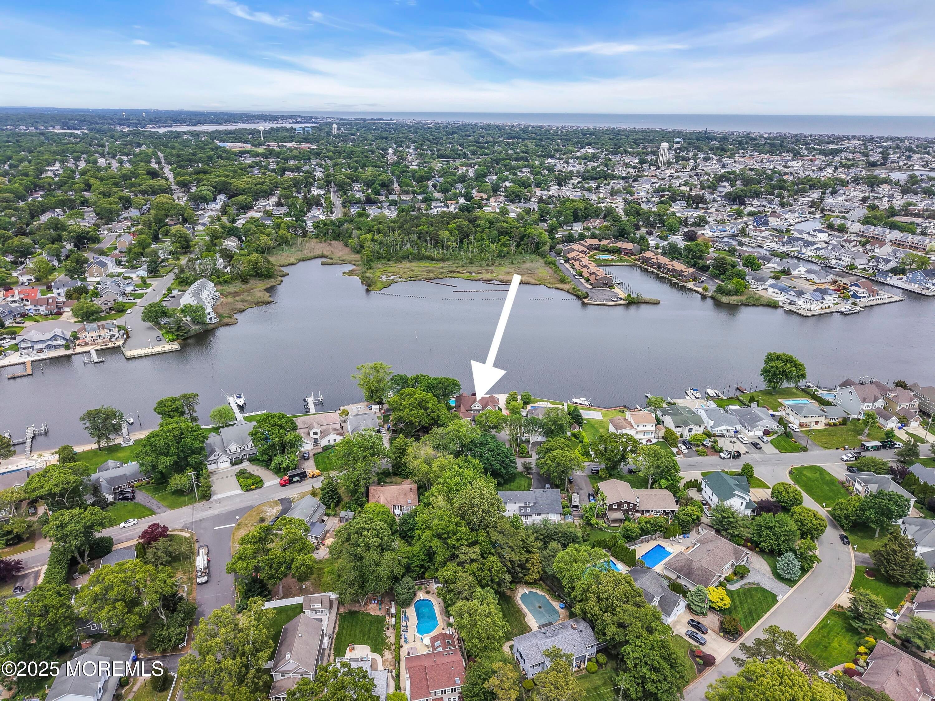 Brick, New Jersey, 08724, United States, 5 Bedrooms Bedrooms, ,3 BathroomsBathrooms,Residential,Pending,1829918