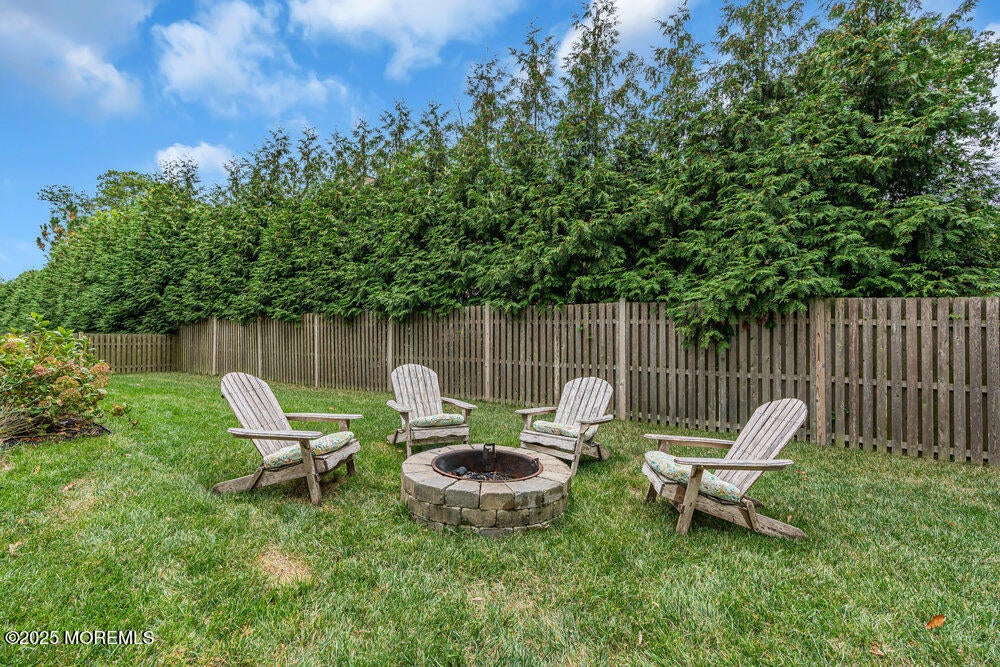 Eatontown, New Jersey, 07724, United States, 5 Bedrooms Bedrooms, ,3 BathroomsBathrooms,Residential,Active,1922289