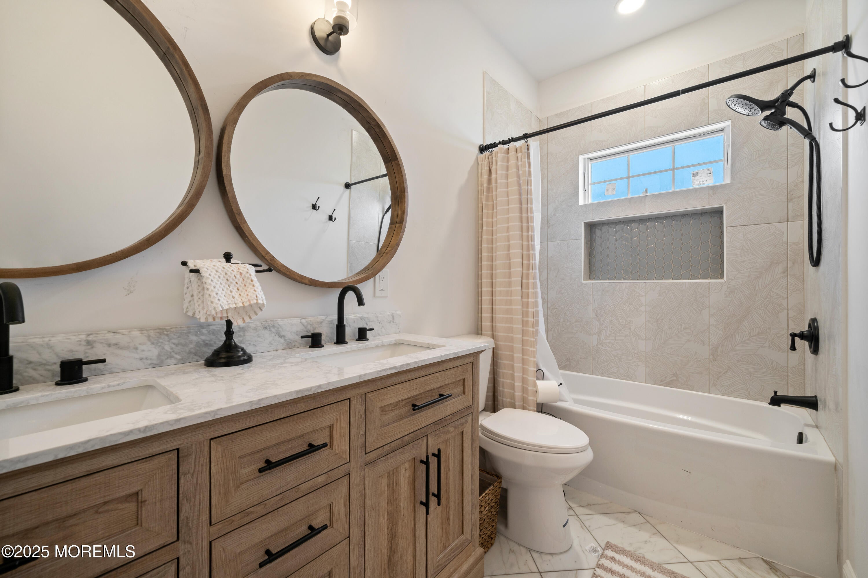Waretown, New Jersey, 08758, United States, 4 Bedrooms Bedrooms, ,3 BathroomsBathrooms,Residential,Active,1903205