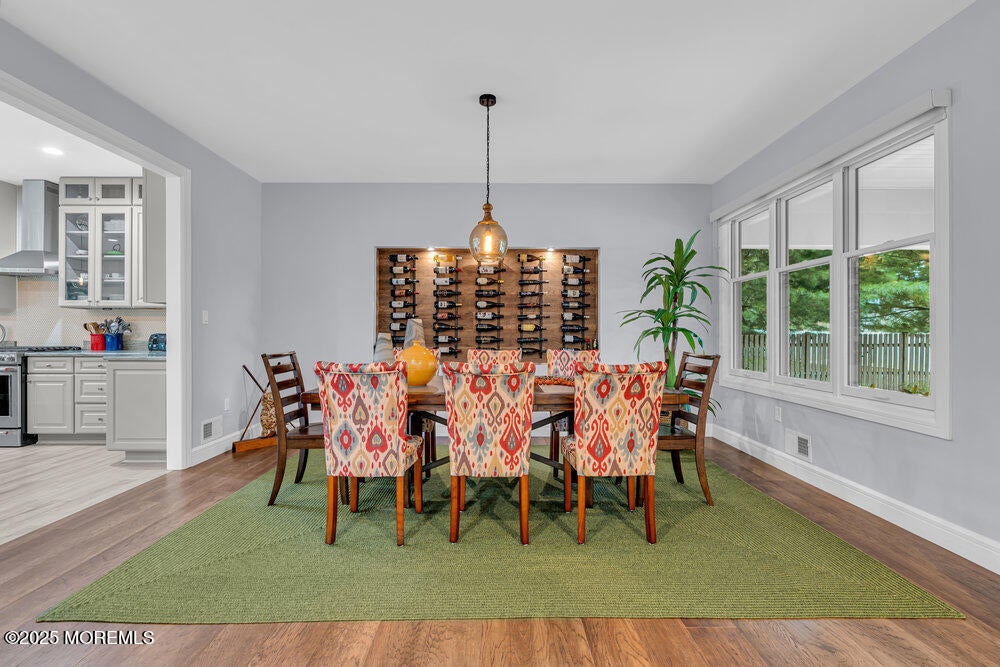 Eatontown, New Jersey, 07724, United States, 5 Bedrooms Bedrooms, ,3 BathroomsBathrooms,Residential,Active,1922289