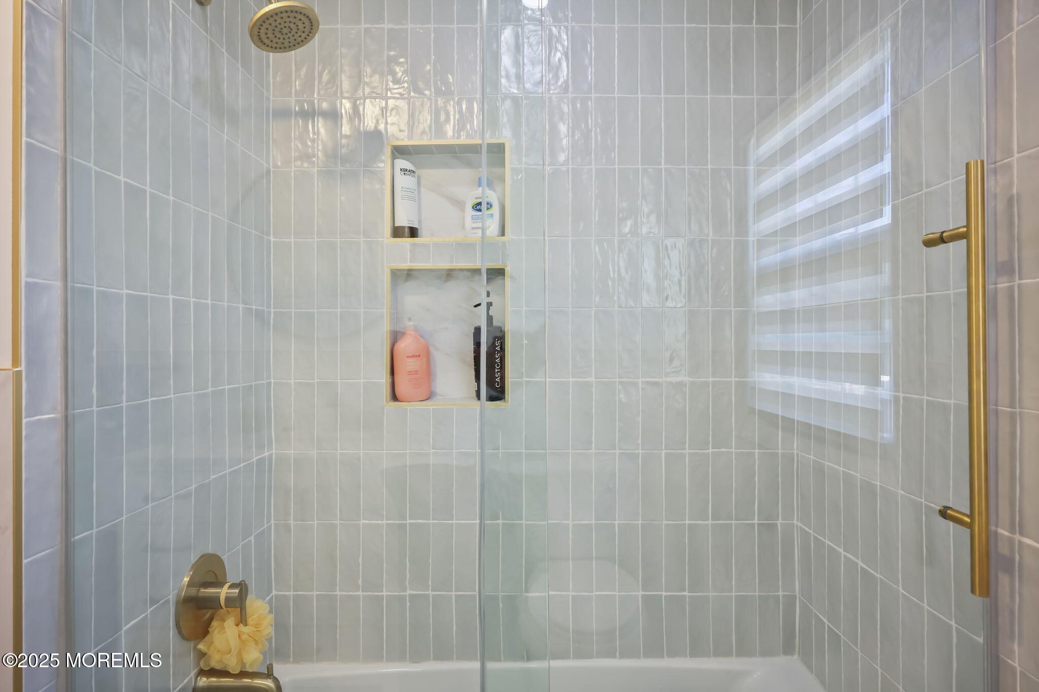 Oakhurst, New Jersey, 07755, United States, 4 Bedrooms Bedrooms, ,3 BathroomsBathrooms,Residential,Active,1941118