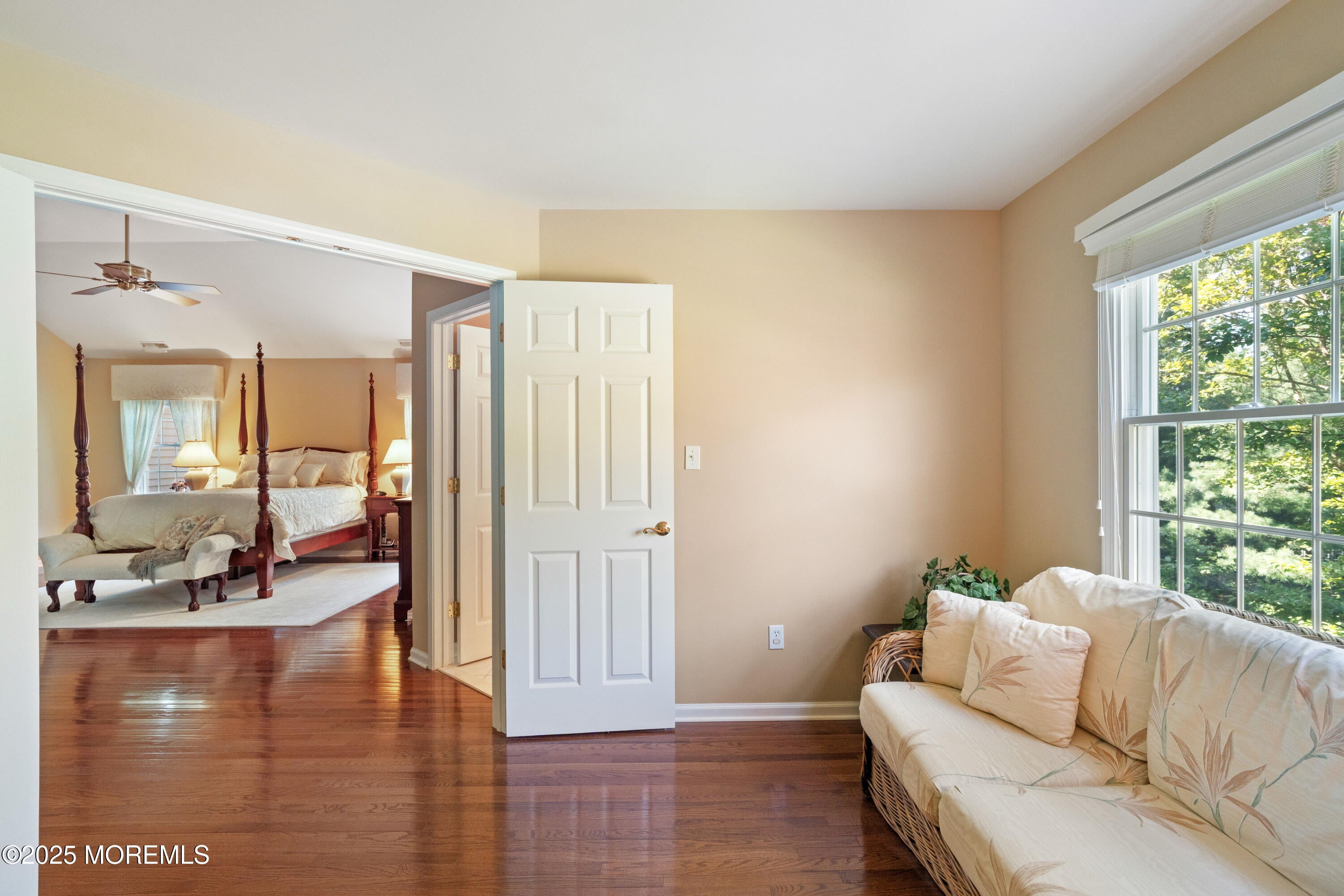 Manahawkin, New Jersey, 08050, United States, ,3 BathroomsBathrooms,Residential,Pending,1824002