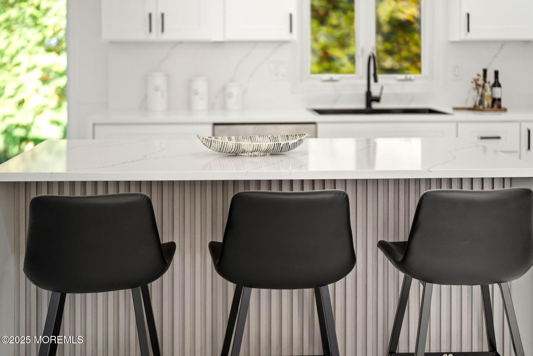 Manalapan, New Jersey, 07726, United States, 5 Bedrooms Bedrooms, ,4 BathroomsBathrooms,Residential,Active,1969663