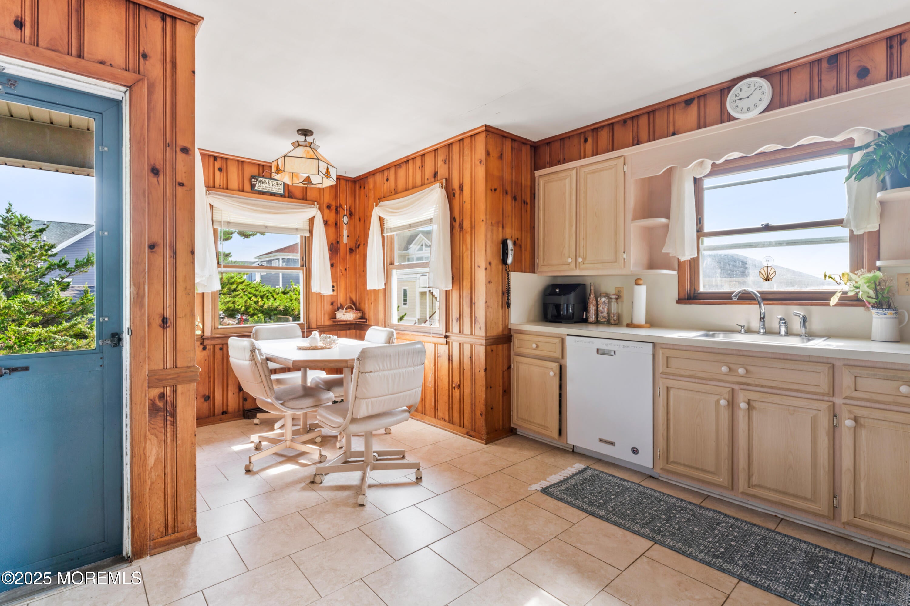 Seaside Park, New Jersey, 08752, United States, 3 Bedrooms Bedrooms, ,2 BathroomsBathrooms,Residential,Active,1992241