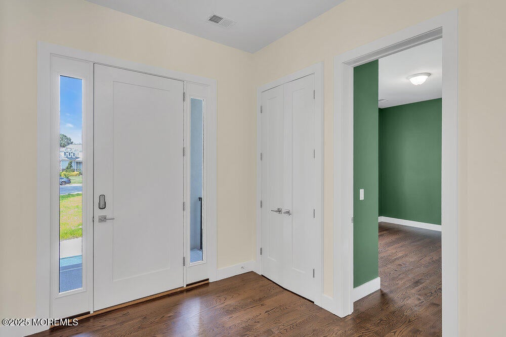 Jackson, New Jersey, 08527, United States, 6 Bedrooms Bedrooms, ,4 BathroomsBathrooms,Residential,Active,1973337