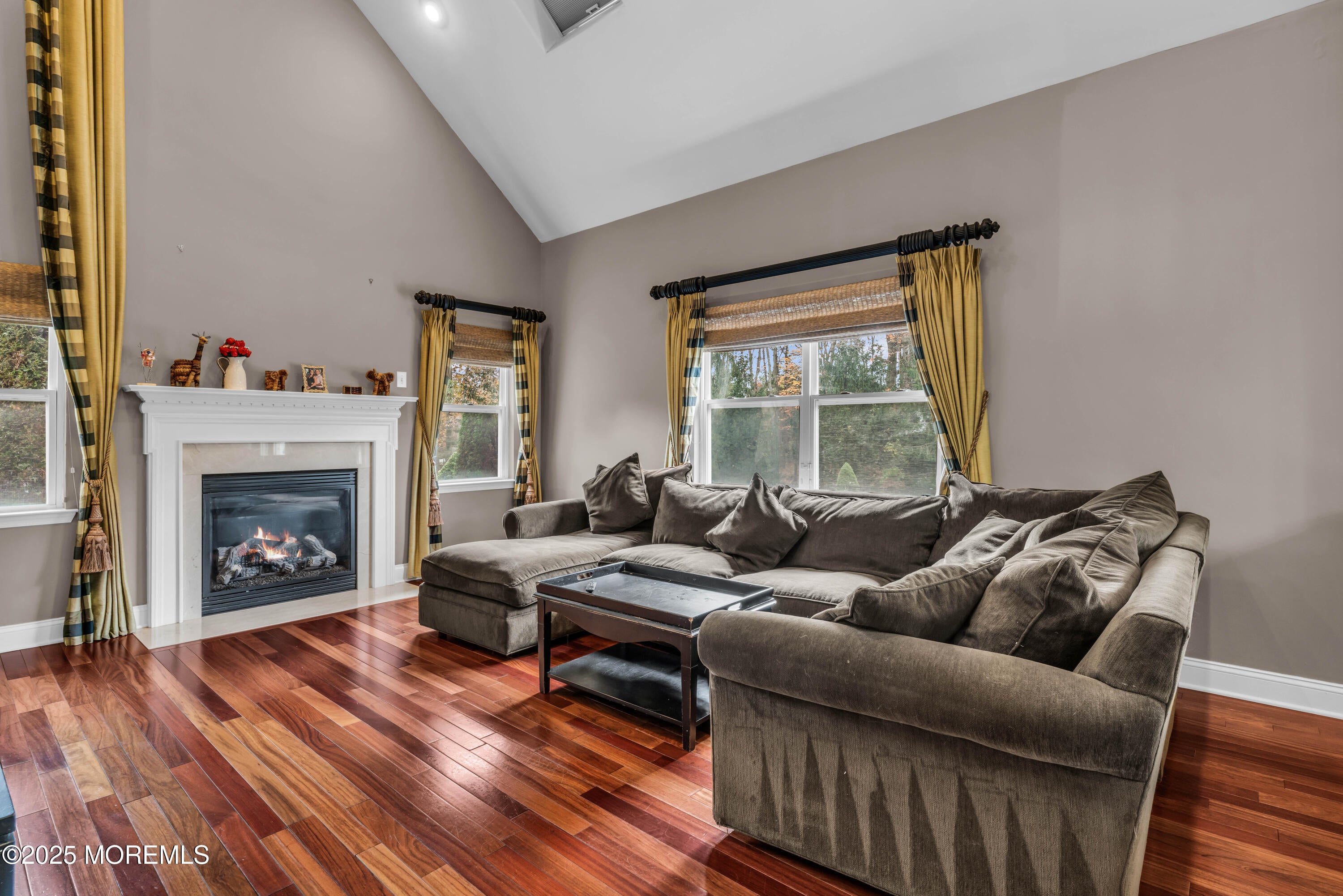 Old Bridge, New Jersey, 08857, United States, 5 Bedrooms Bedrooms, ,4 BathroomsBathrooms,Residential,Pending,1992258