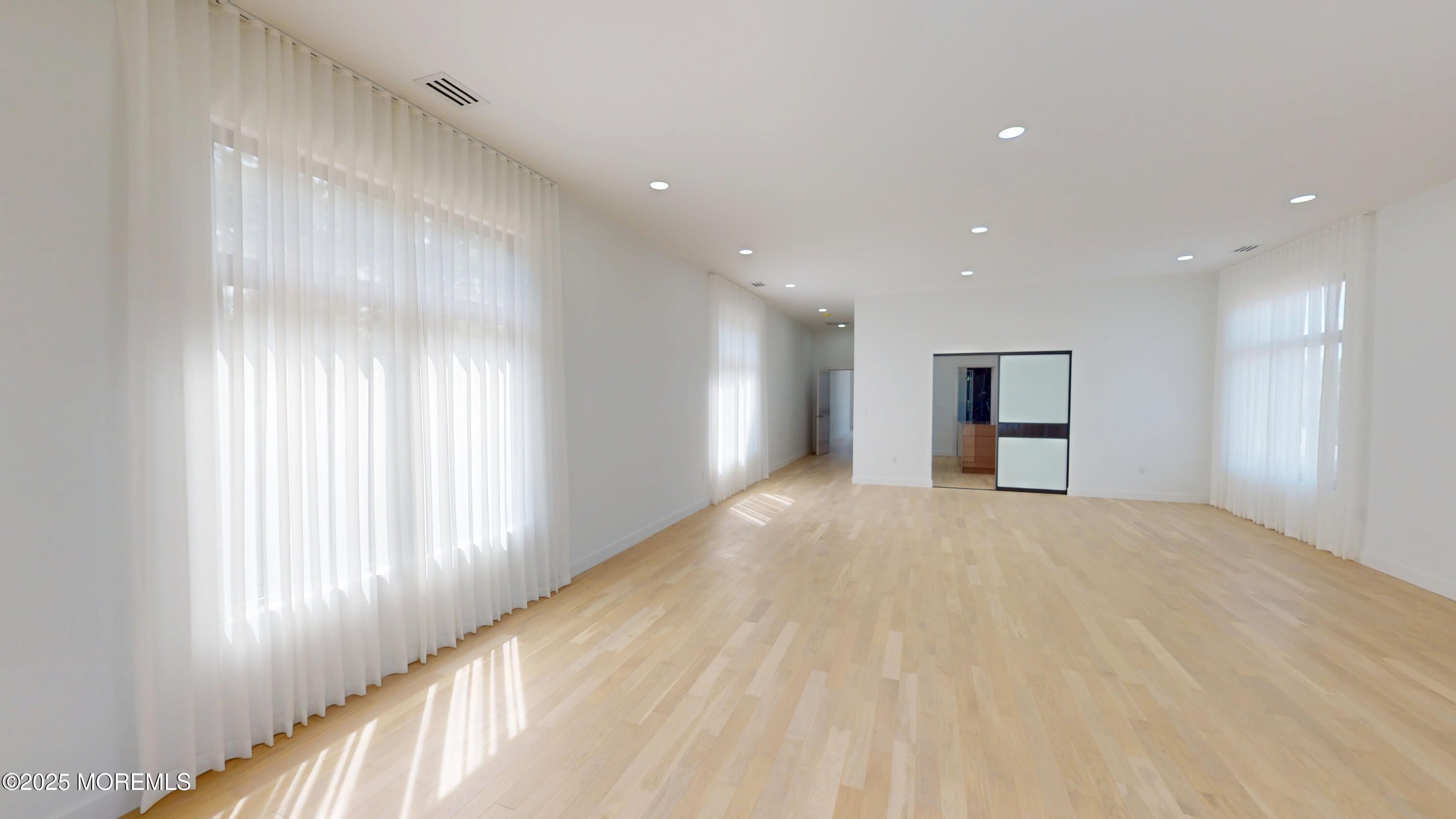 Marlboro, New Jersey, 07746, United States, 5 Bedrooms Bedrooms, ,5 BathroomsBathrooms,Residential,Active,2001371