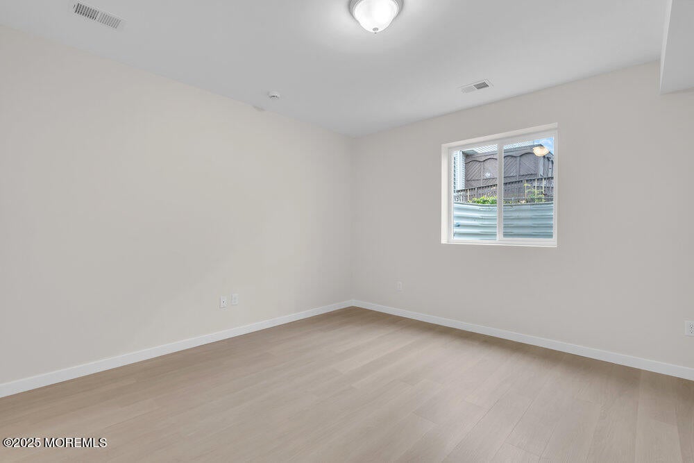 Lakewood, New Jersey, 08701, United States, 5 Bedrooms Bedrooms, ,4 BathroomsBathrooms,Residential,Active,1973269