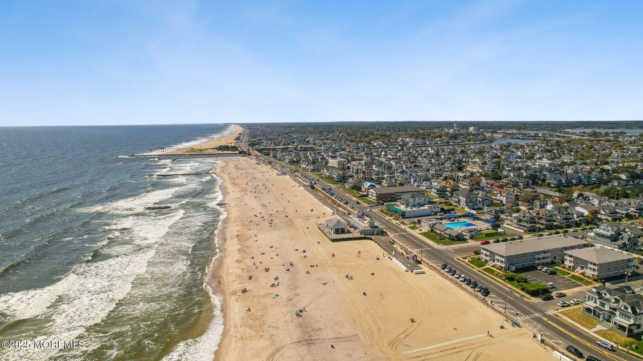 Avon-By-The-Sea, New Jersey, 07717, United States, 5 Bedrooms Bedrooms, ,5 BathroomsBathrooms,Residential,Active,1953262