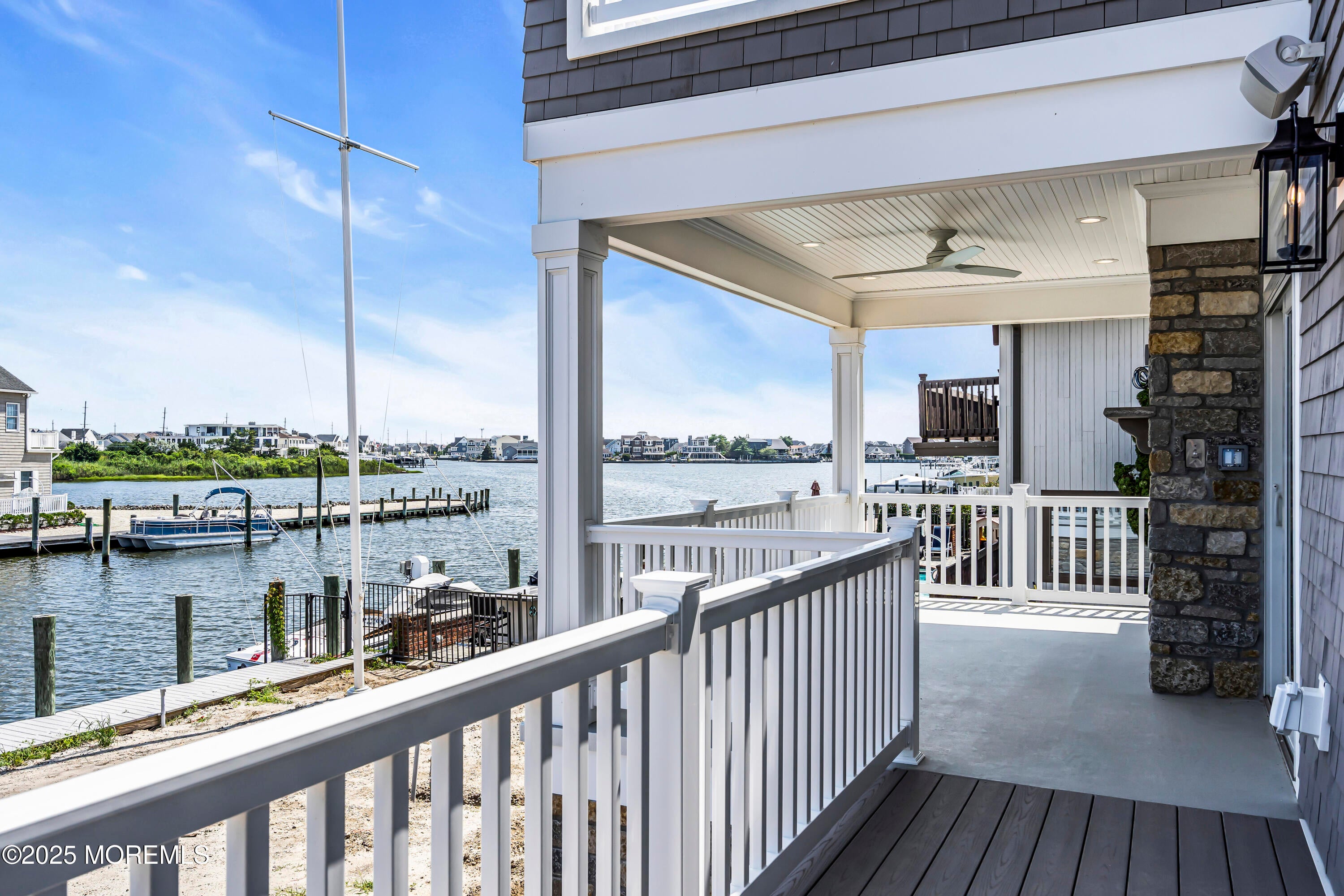 Mantoloking, New Jersey, 08738, United States, 6 Bedrooms Bedrooms, ,6 BathroomsBathrooms,Residential,Active,1904143