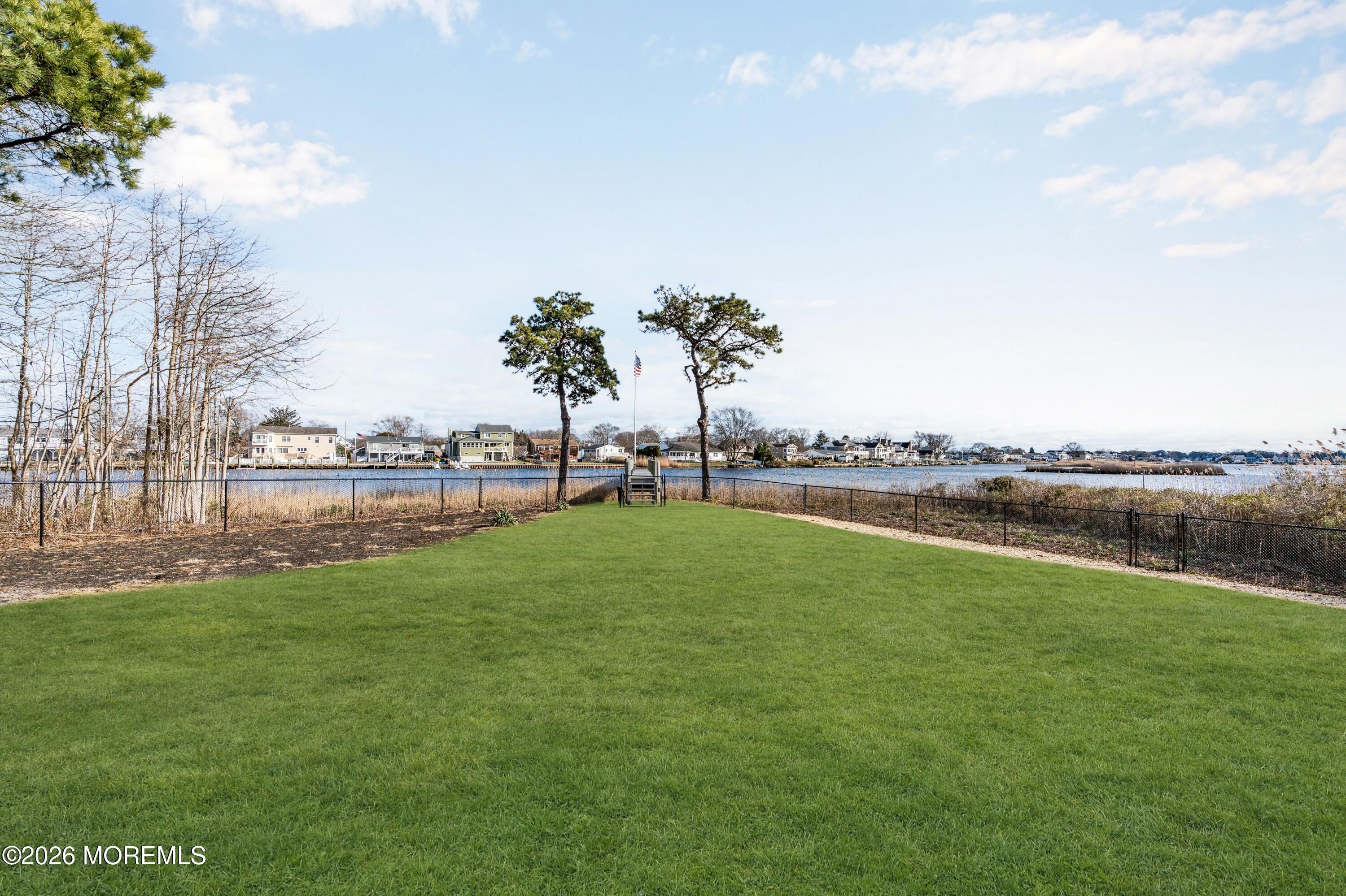 Brick, New Jersey, 08724, United States, 5 Bedrooms Bedrooms, ,3 BathroomsBathrooms,Residential,Active,2007172