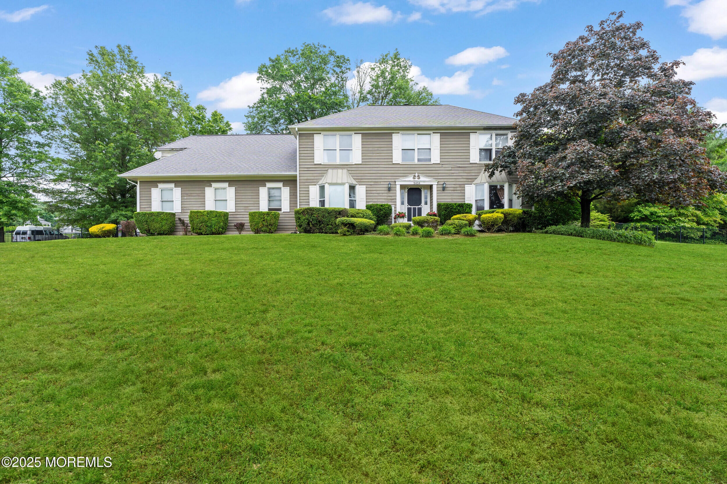 Allenwood, New Jersey, 08720, United States, 5 Bedrooms Bedrooms, ,3 BathroomsBathrooms,Residential,Active,1849537