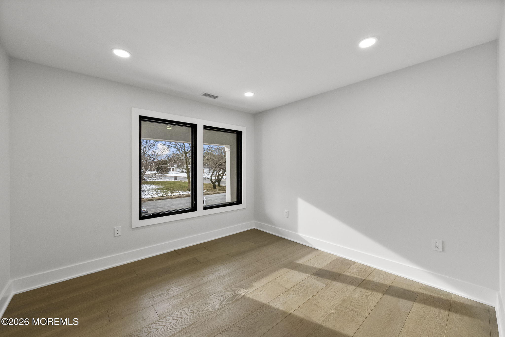 Marlboro, New Jersey, 07746, United States, 5 Bedrooms Bedrooms, ,3 BathroomsBathrooms,Residential,Active,2015483