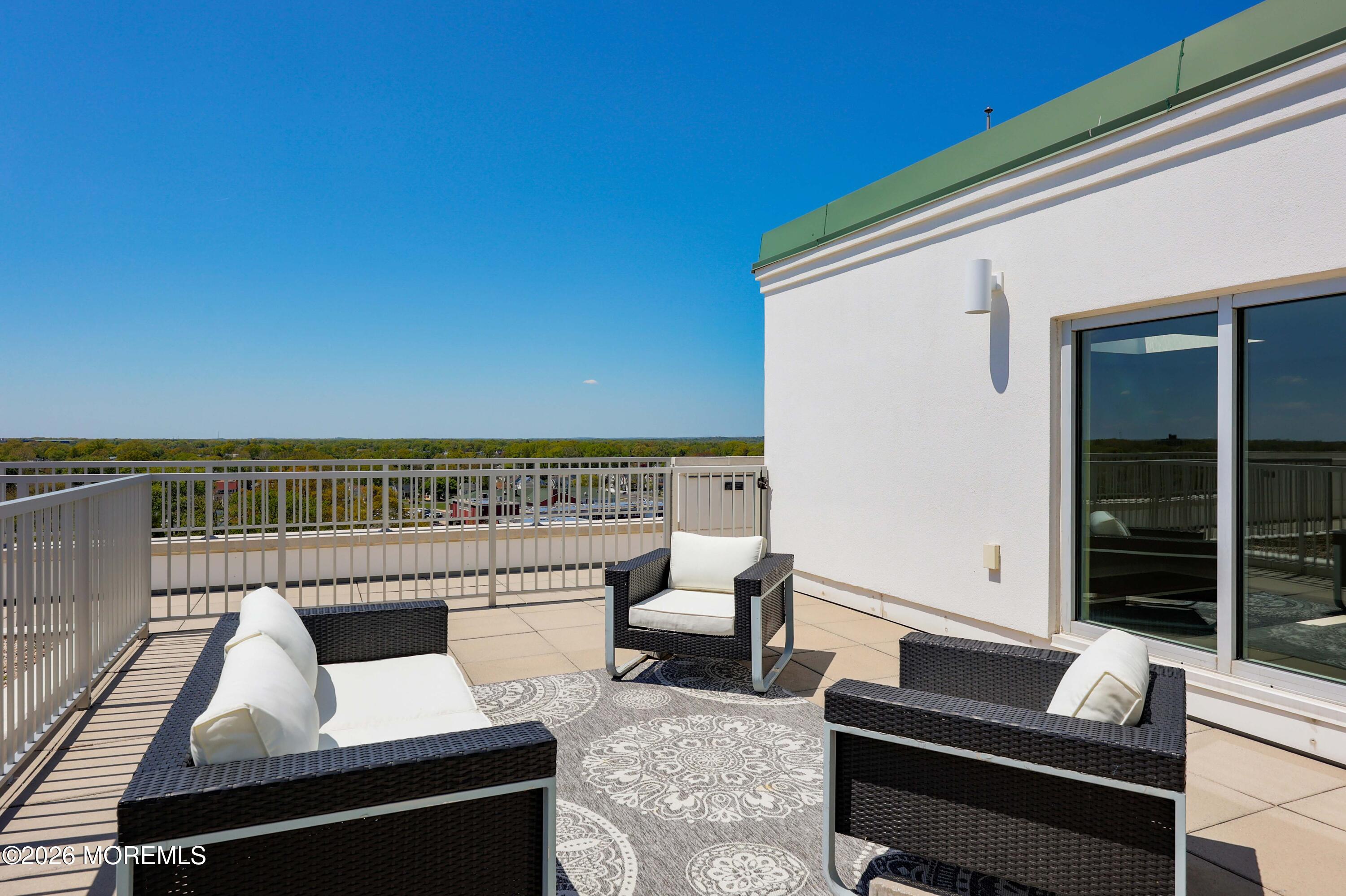 Long Branch, New Jersey, 07740, United States, 3 Bedrooms Bedrooms, ,4 BathroomsBathrooms,Residential,Active,2044541