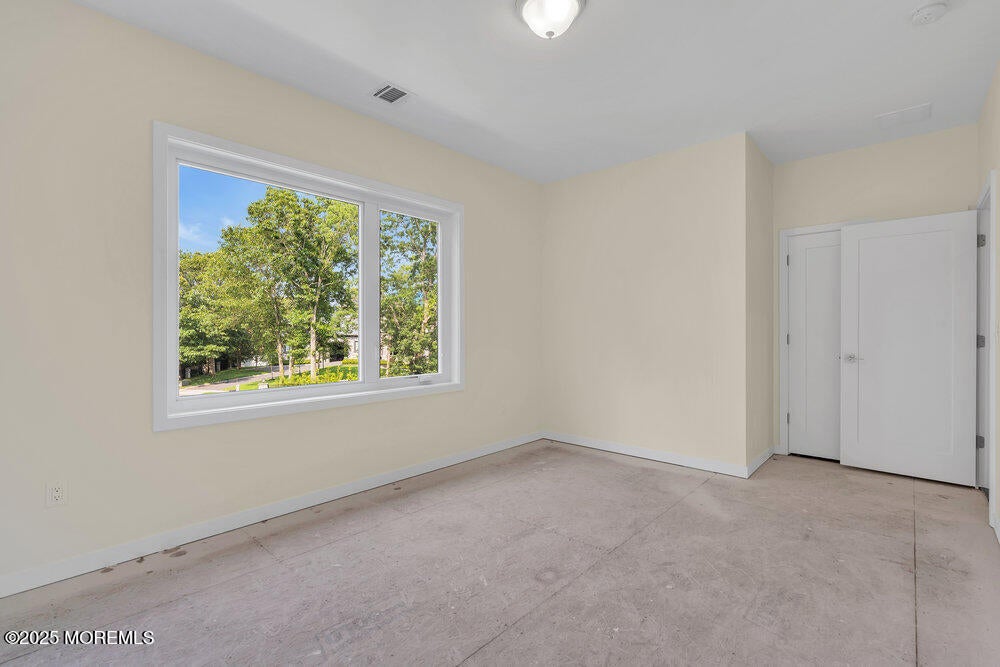 Jackson, New Jersey, 08527, United States, 6 Bedrooms Bedrooms, ,4 BathroomsBathrooms,Residential,Active,1973337