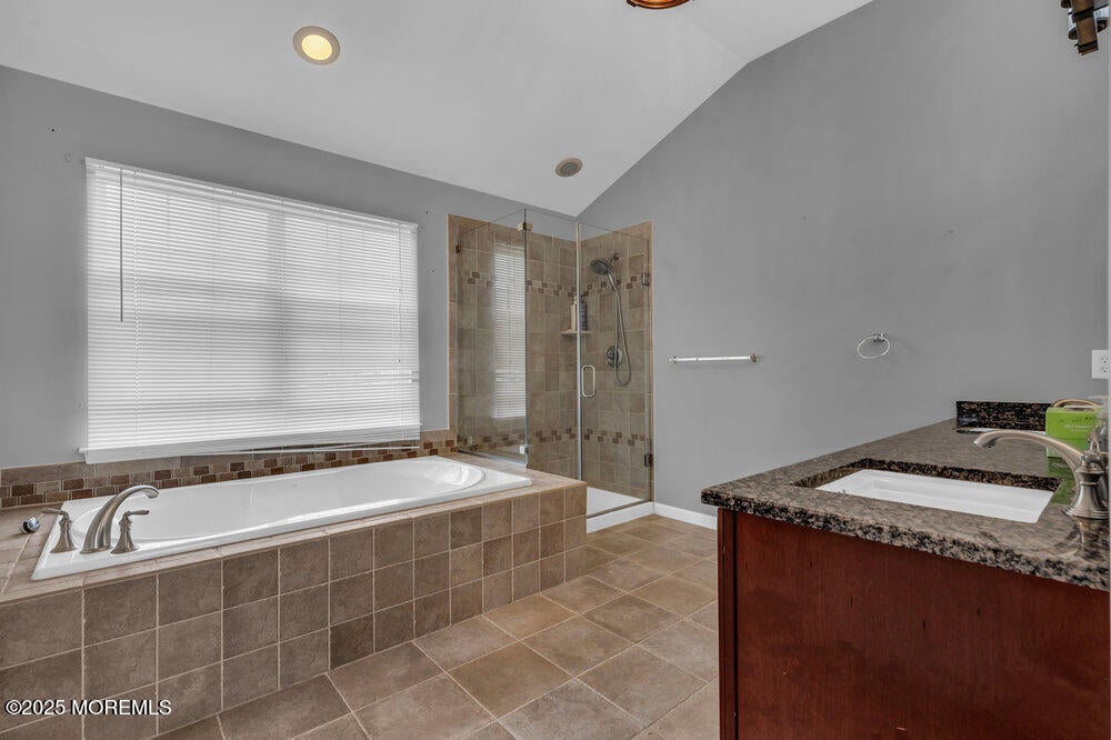 Toms River, New Jersey, 08755, United States, 4 Bedrooms Bedrooms, ,4 BathroomsBathrooms,Residential,Active,1987205