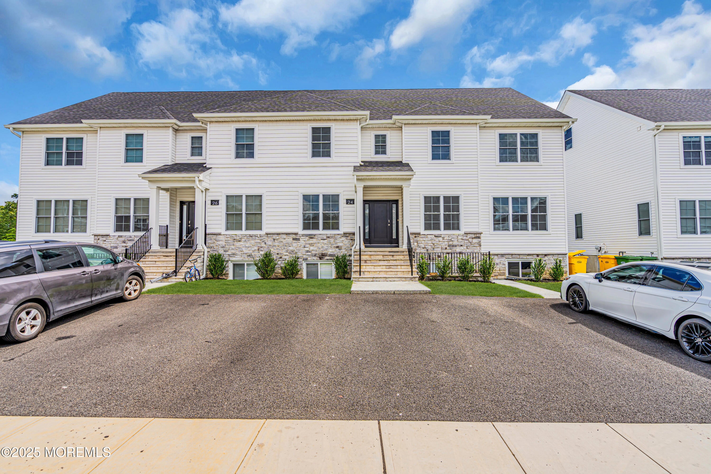 Lakewood, New Jersey, 08701, United States, 5 Bedrooms Bedrooms, ,4 BathroomsBathrooms,Residential,Active,1941365