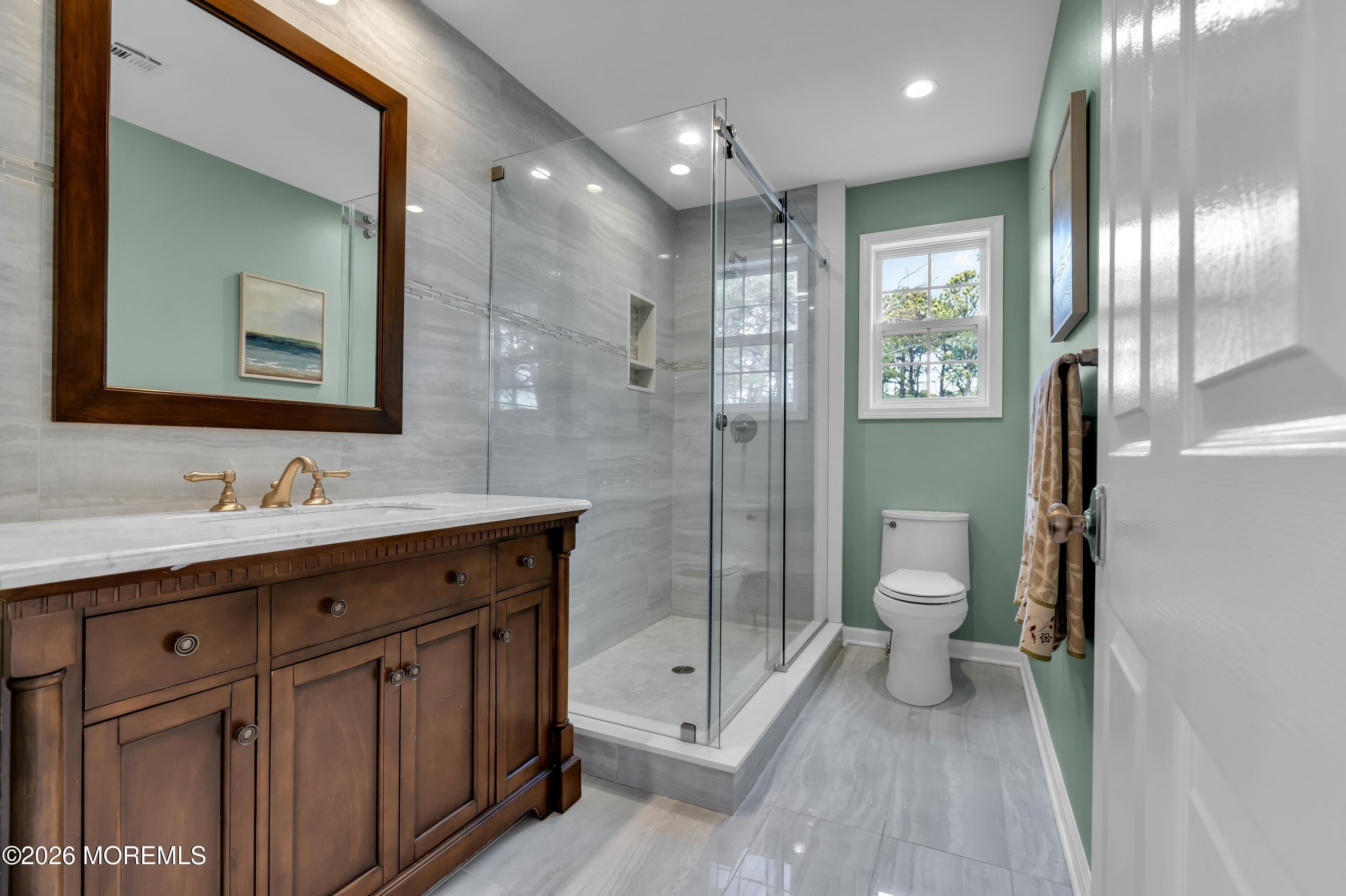 Brick, New Jersey, 08724, United States, 5 Bedrooms Bedrooms, ,3 BathroomsBathrooms,Residential,Active,2007172