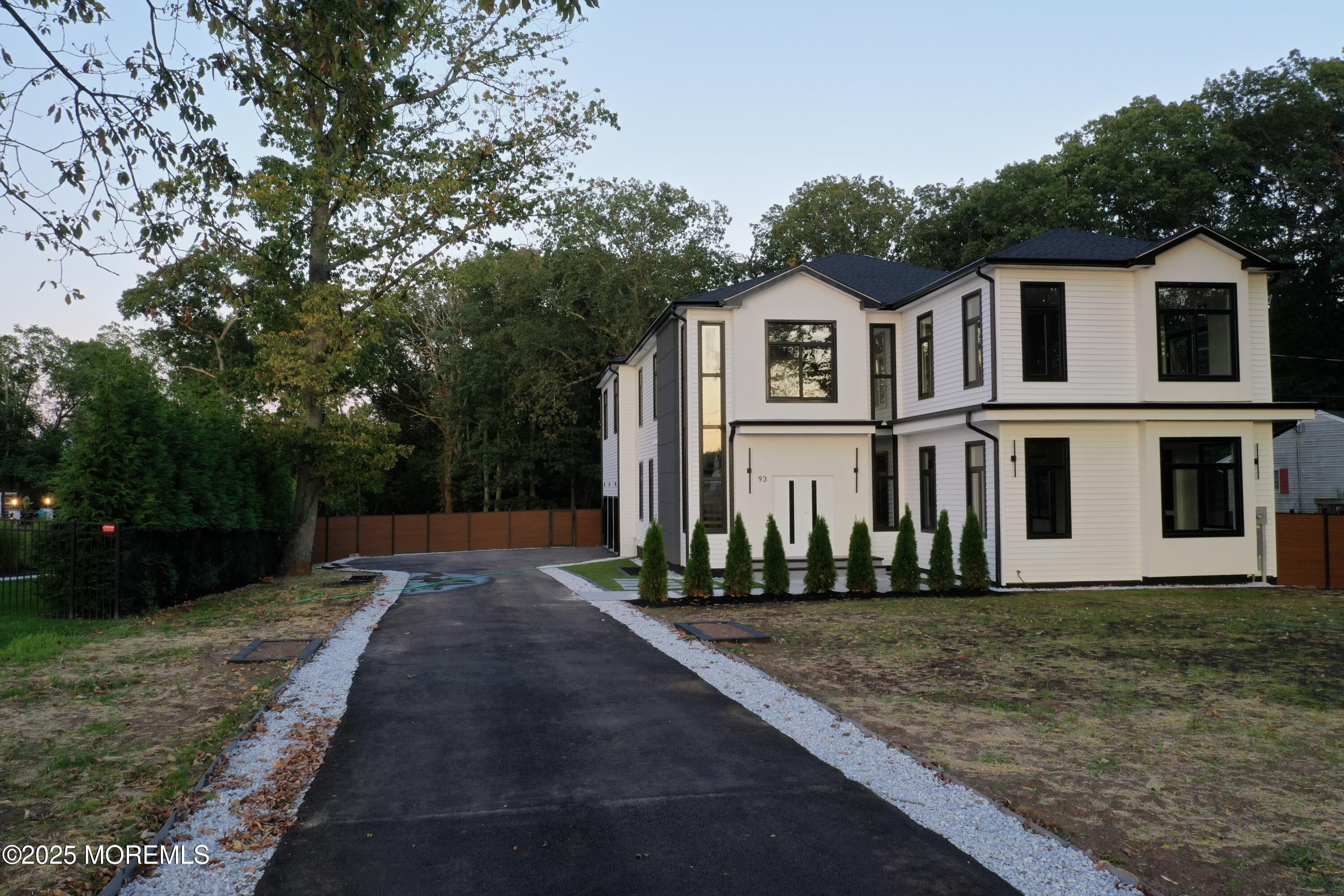 Marlboro, New Jersey, 07746, United States, 5 Bedrooms Bedrooms, ,5 BathroomsBathrooms,Residential,Active,1929654