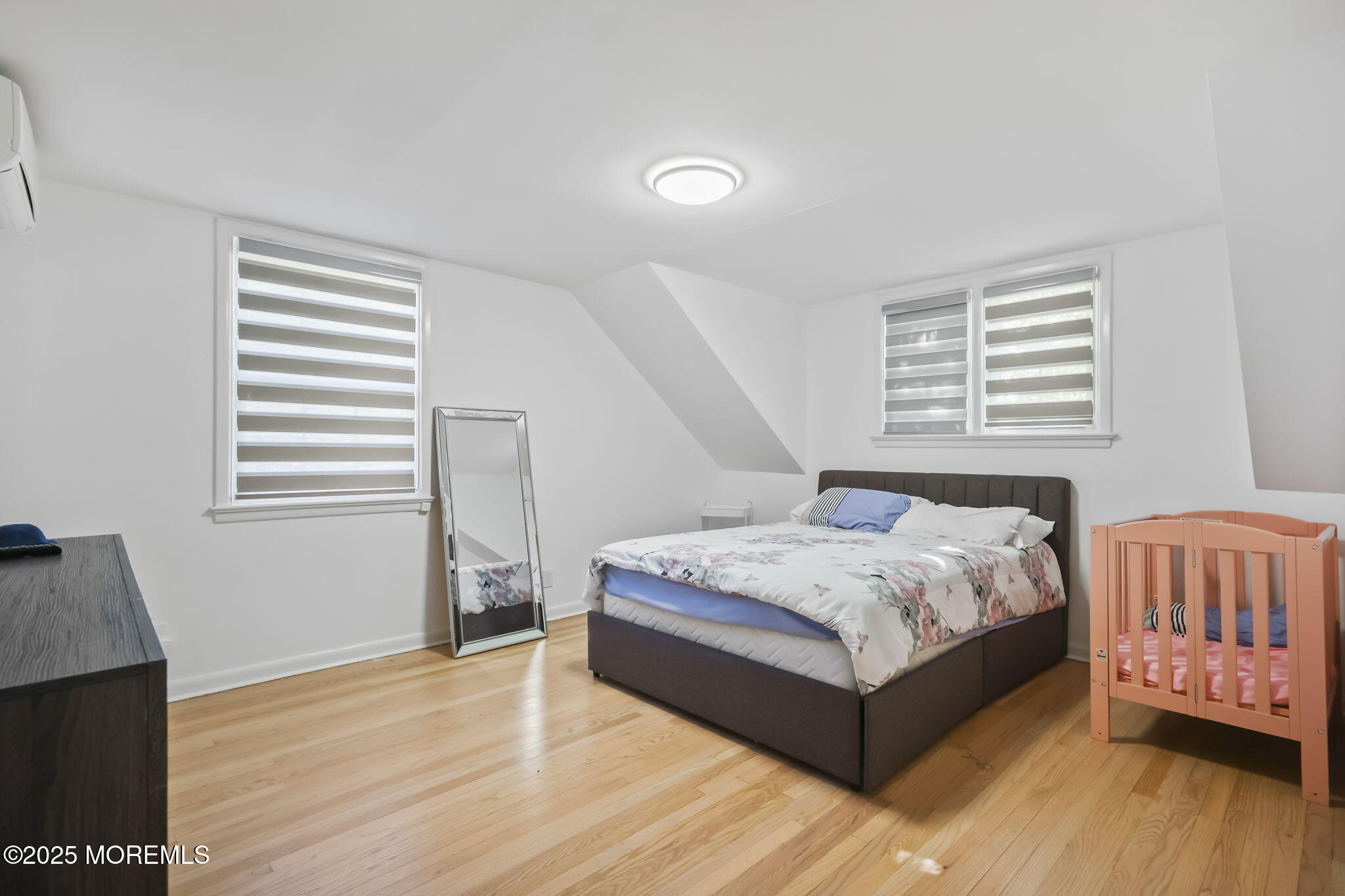Oakhurst, New Jersey, 07755, United States, 4 Bedrooms Bedrooms, ,3 BathroomsBathrooms,Residential,Active,1941118