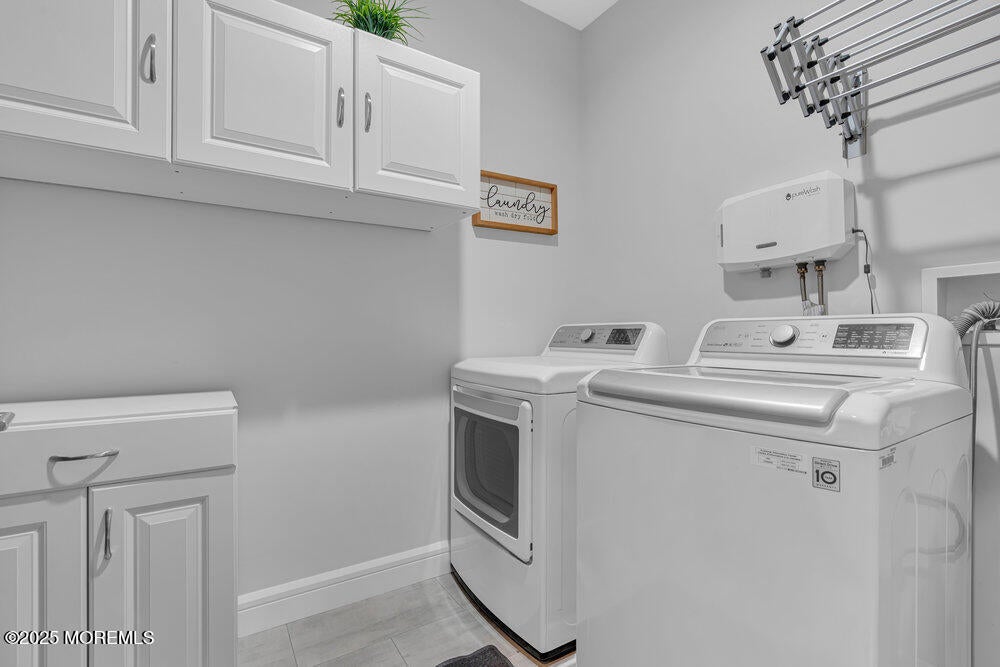 Eatontown, New Jersey, 07724, United States, 5 Bedrooms Bedrooms, ,3 BathroomsBathrooms,Residential,Active,1922289