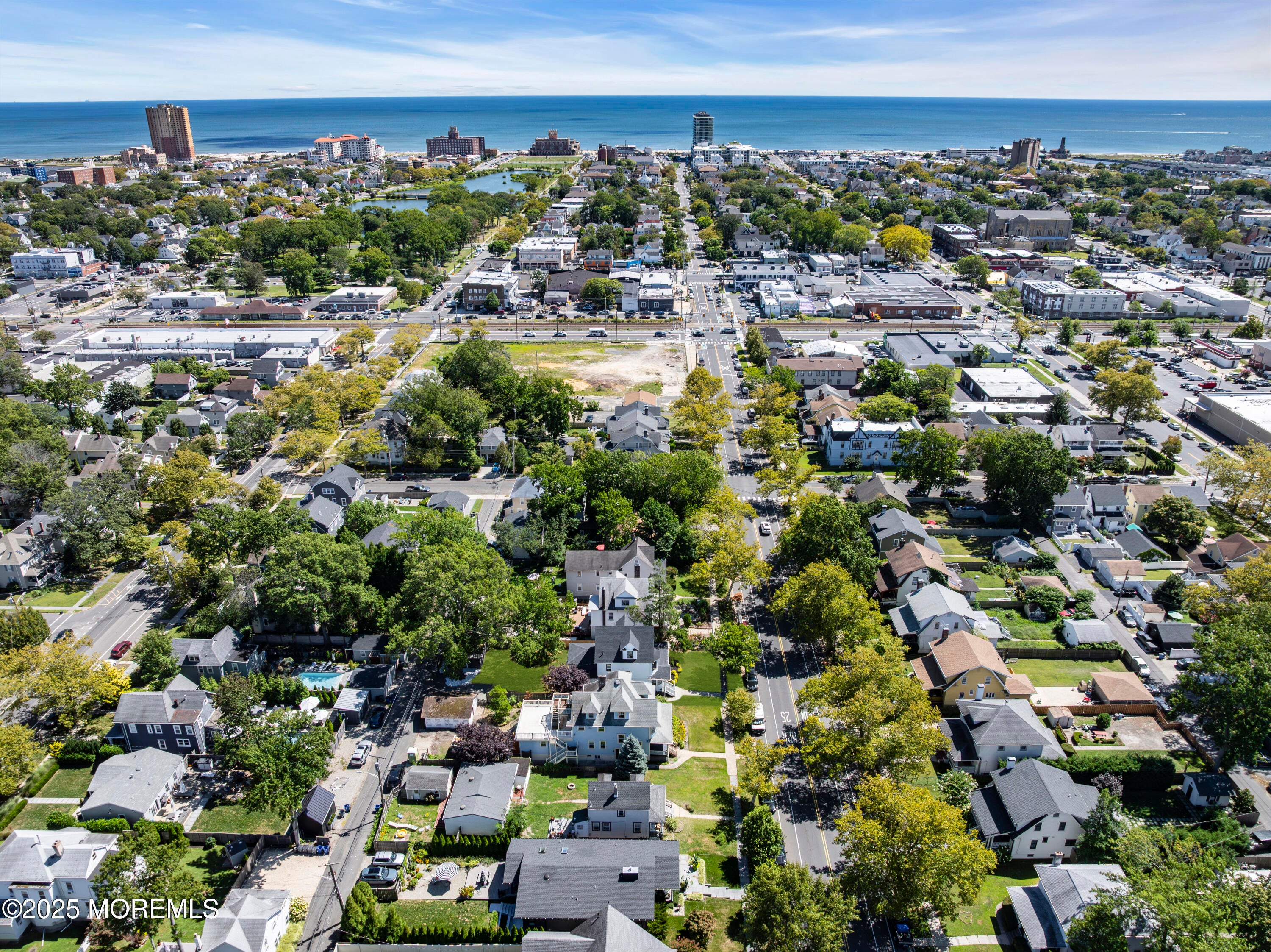 Asbury Park, New Jersey, 07712, United States, 6 Bedrooms Bedrooms, ,4 BathroomsBathrooms,Residential,Active,1929708