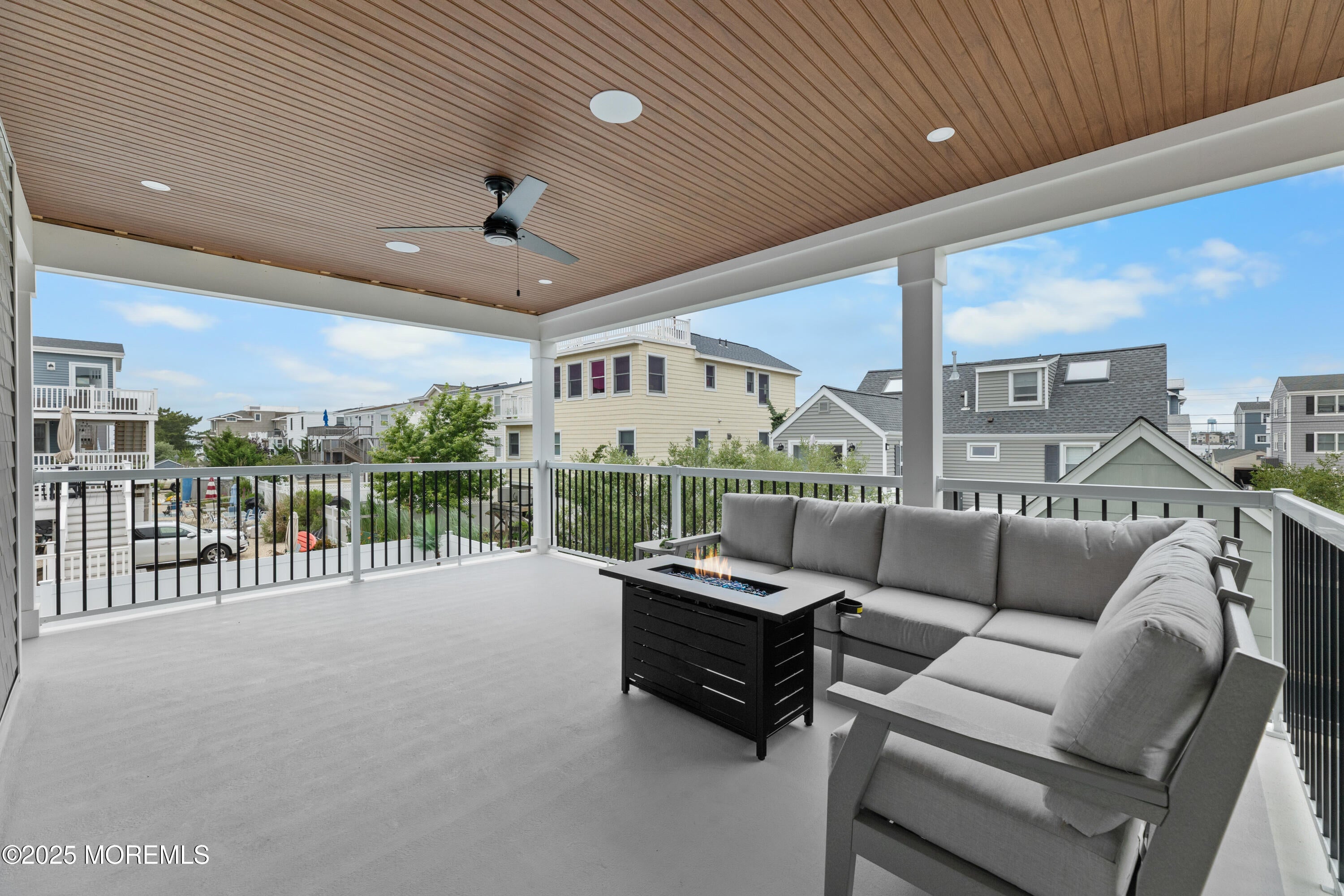 Beach Haven, New Jersey, 08008, United States, 6 Bedrooms Bedrooms, ,6 BathroomsBathrooms,Residential,Active,1969766