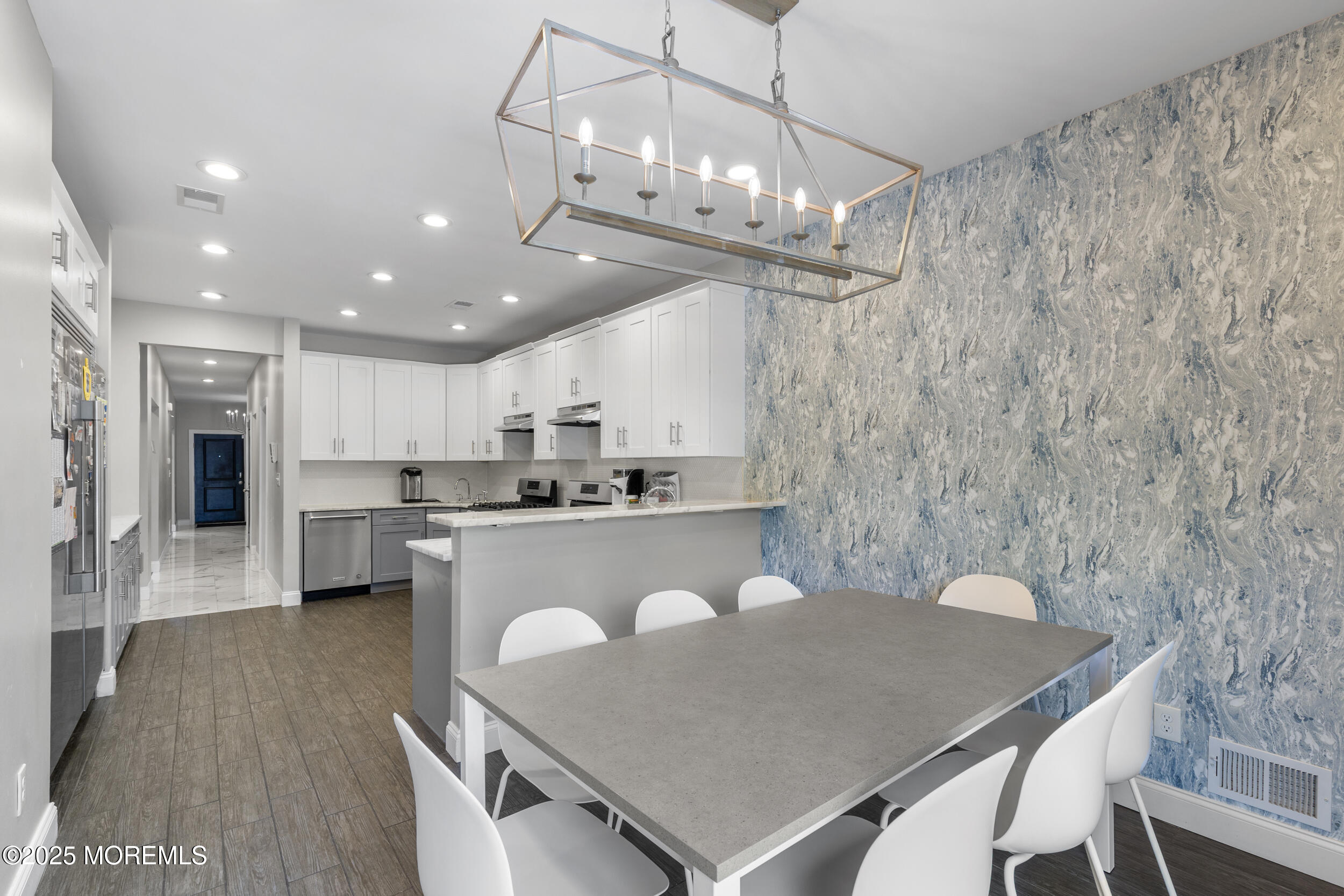 Lakewood, New Jersey, 08701, United States, 10 Bedrooms Bedrooms, ,6 BathroomsBathrooms,Residential,Pending,1973270