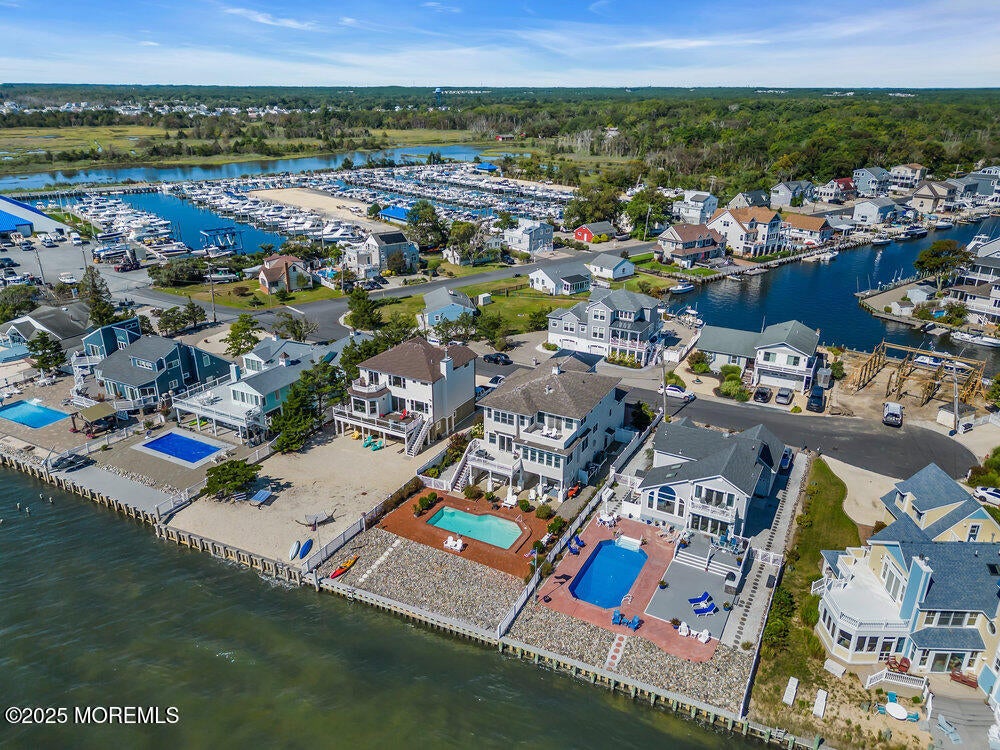 Waretown, New Jersey, 08758, United States, 4 Bedrooms Bedrooms, ,5 BathroomsBathrooms,Residential,Active,1926919