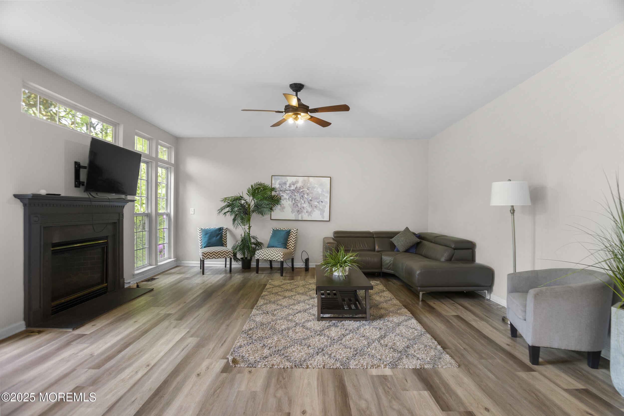 Jackson, New Jersey, 08527, United States, 5 Bedrooms Bedrooms, ,3 BathroomsBathrooms,Residential,Active,1973348