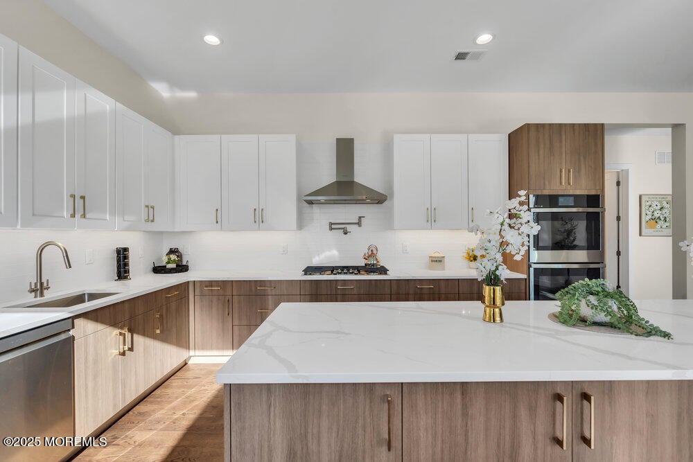 Jackson, New Jersey, 08527, United States, 6 Bedrooms Bedrooms, ,4 BathroomsBathrooms,Residential,Active,2007039