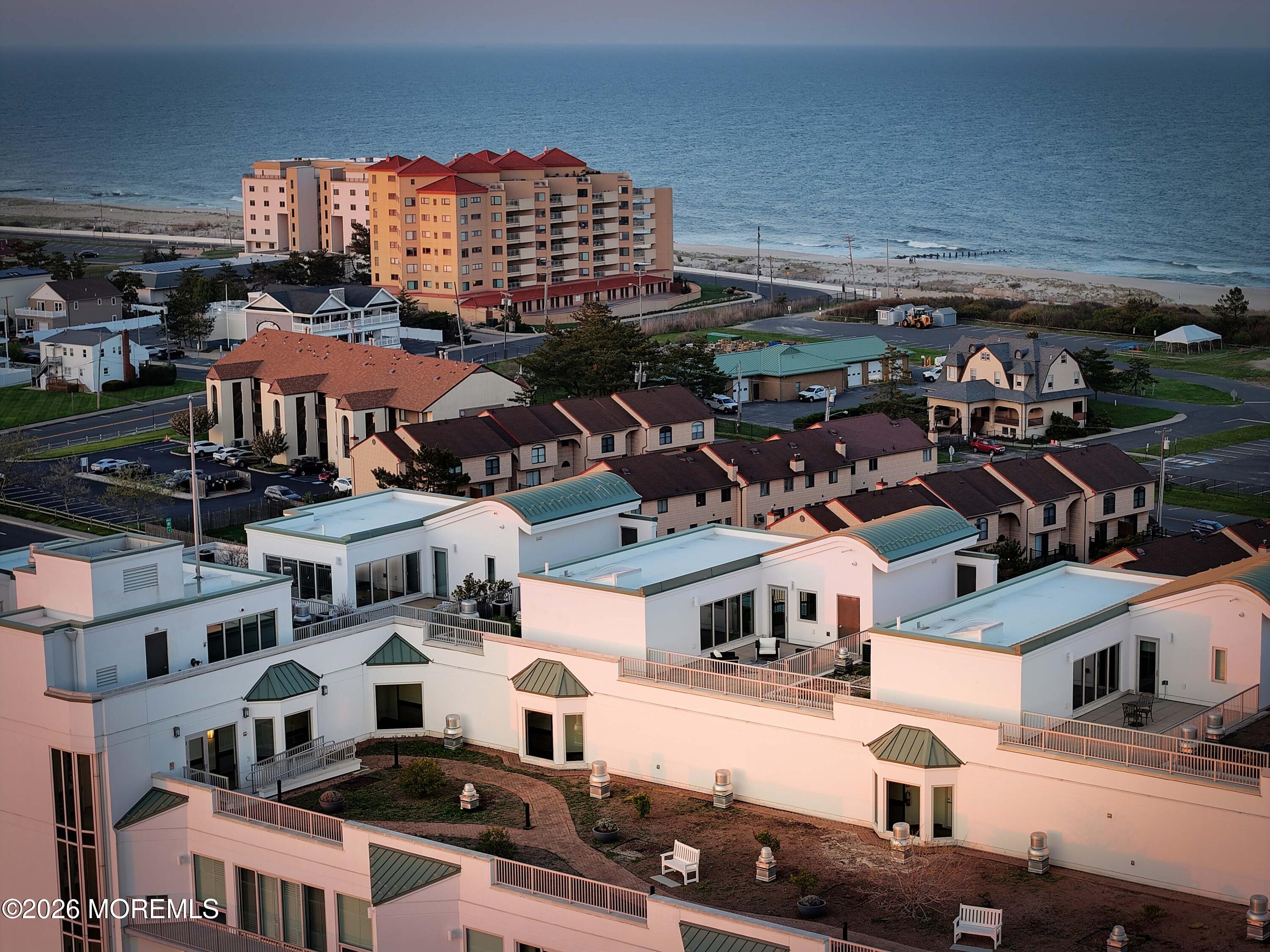Long Branch, New Jersey, 07740, United States, 3 Bedrooms Bedrooms, ,4 BathroomsBathrooms,Residential,Active,2044541